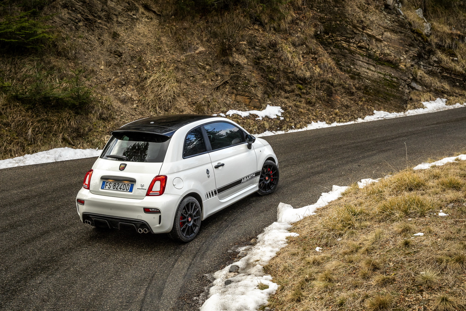 2019 abarth 595 124 70th anniversary 46 2019 Abarth 595 And 124 Spider Celebrate The Brand’s 70th Anniversary