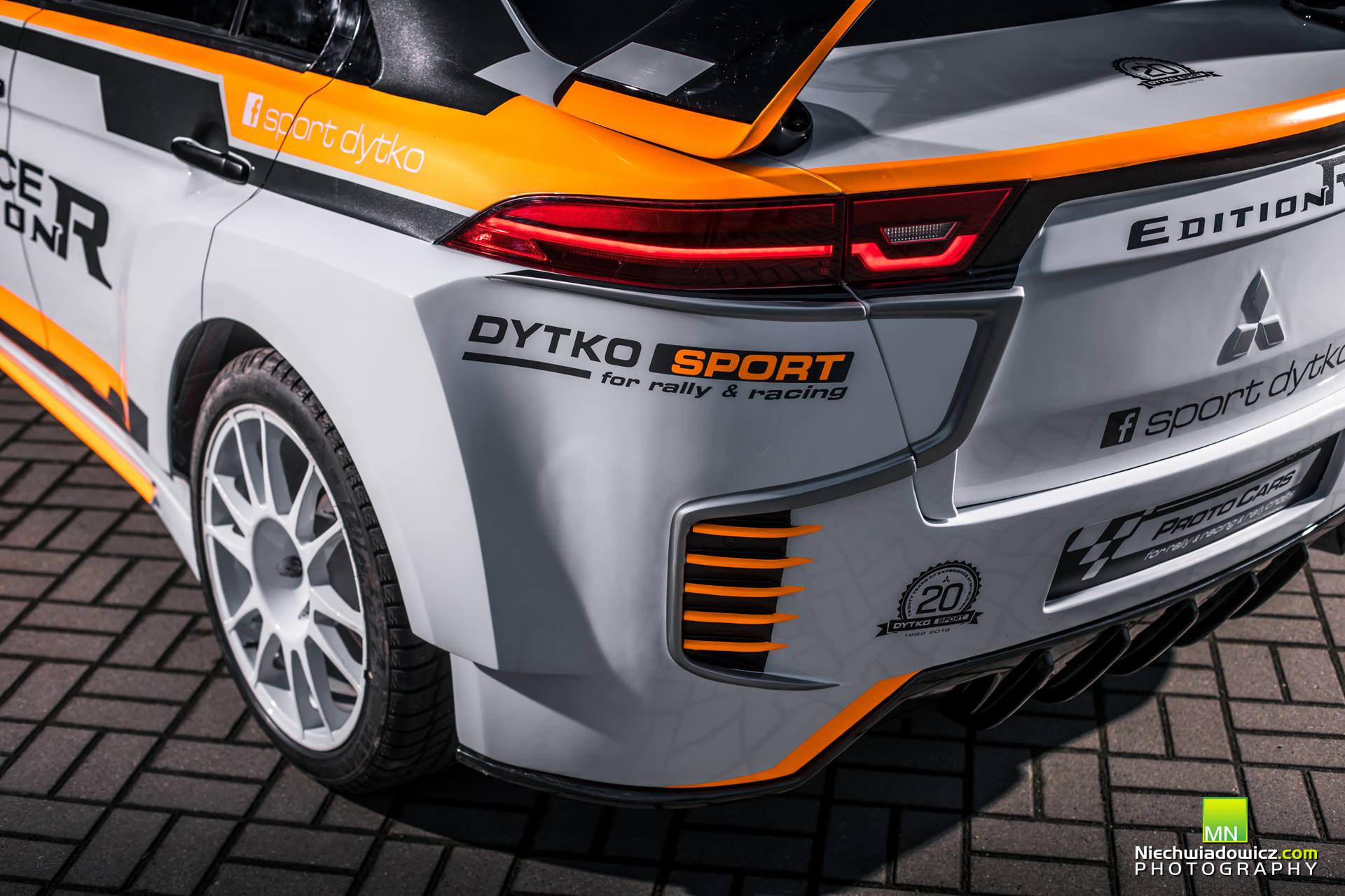 Dytko Sport Mitsubishi Lancer R 1 Mitsubishi Lancer Edition R Is Aimed At Those Clamoring For An Evo XI