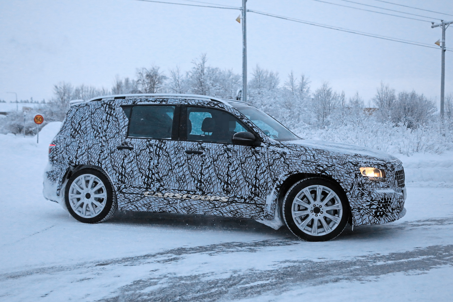 2020-Mercedes-AMG-GLB-35-17 2020 Mercedes AMG GLB 35 Packs 302 HP In Its Compact Boxy Body