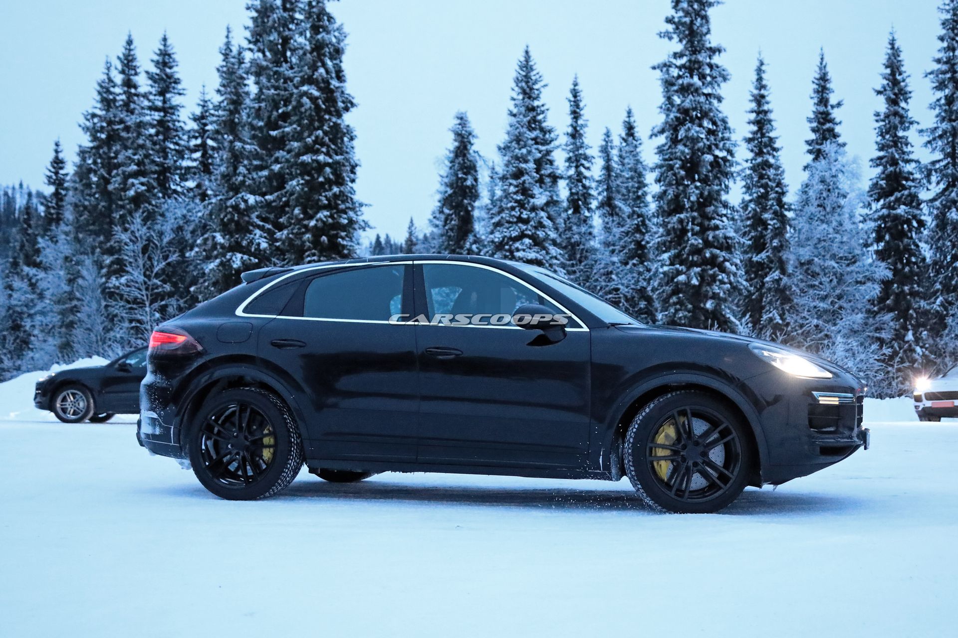 Porsche-Cayenne-Coupe-Turbo-14 Porsche’s BMW X6-Rivaling Cayenne Coupe Confirmed For 2019 Launch