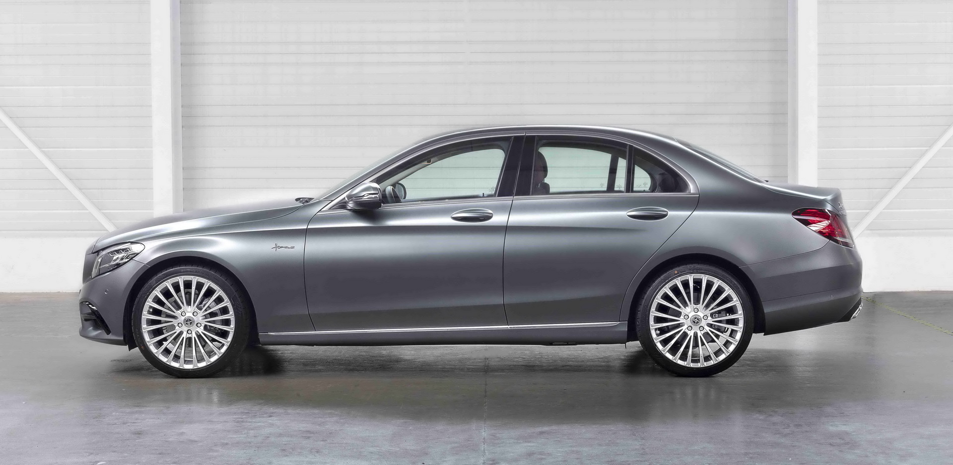 mercedes-benz c-class tuning hofele pan-amerikana 5 Hofele Gives Mercedes-Benz C-Class The Panamericana Grille Look