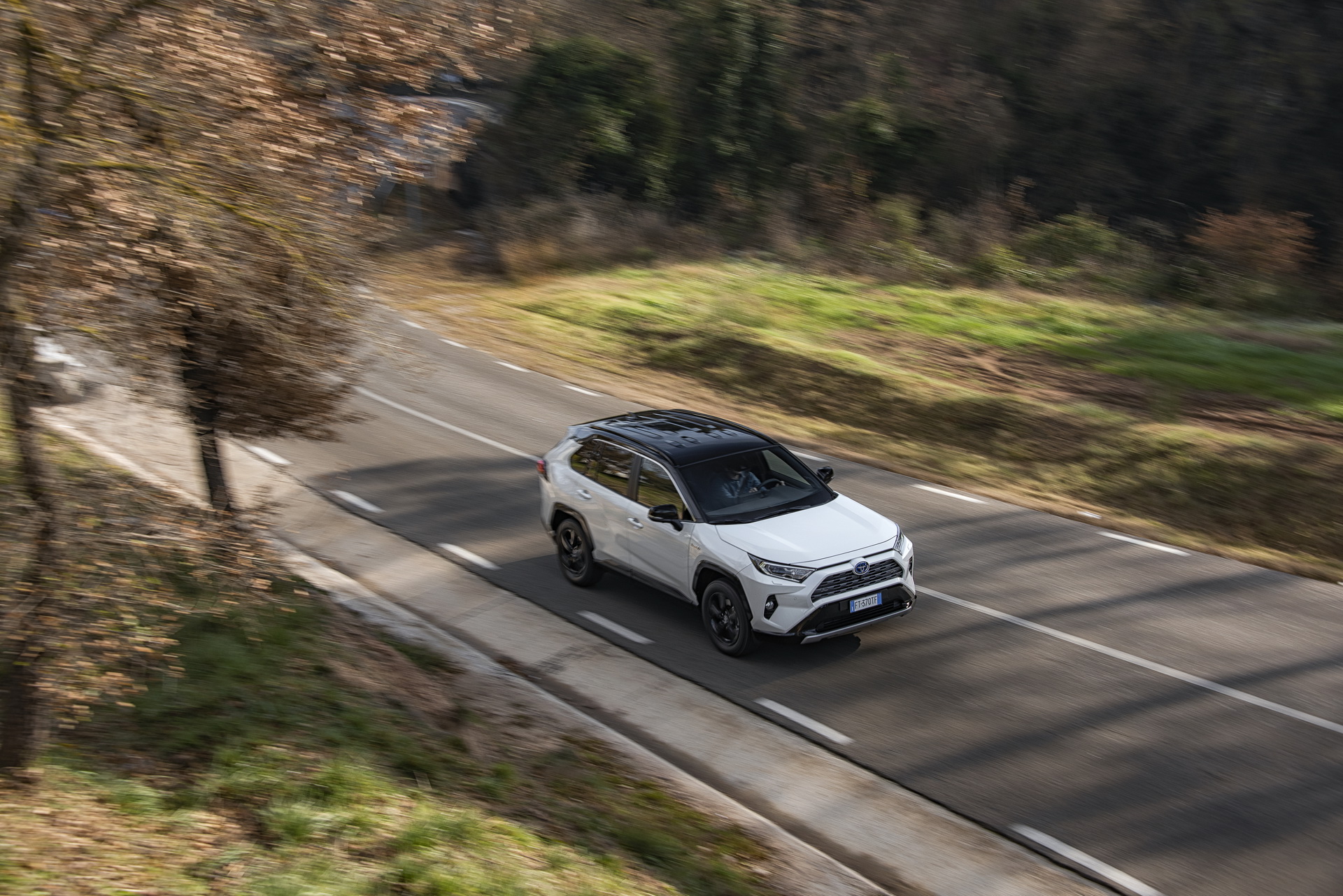 2019-Toyota-RAV4-Hybrid-108 Toyota Details Euro-Spec 2019 RAV4 Hybrid In Massive New Gallery