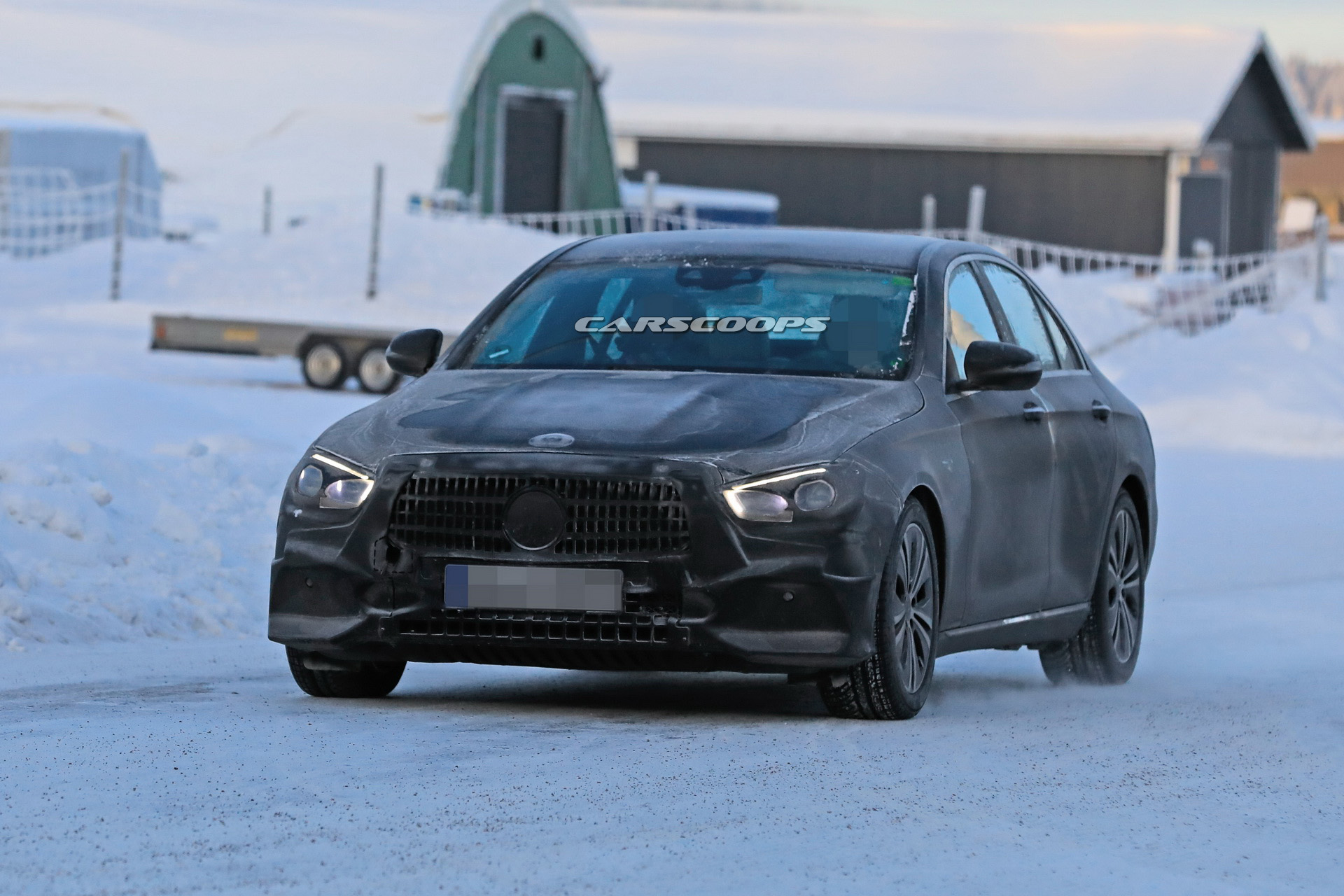 2020 mercedes e-class facelift inside out spy 5 Facelifted 2020 Mercedes-Benz E-Class Gives Us Our First Look Inside
