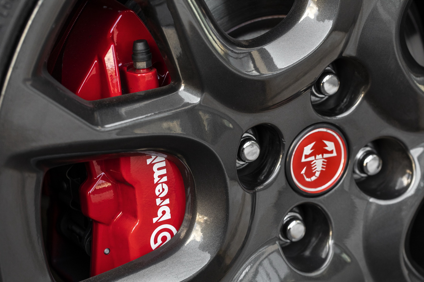 2019 abarth 595 124 70th anniversary 31 2019 Abarth 595 And 124 Spider Celebrate The Brand’s 70th Anniversary