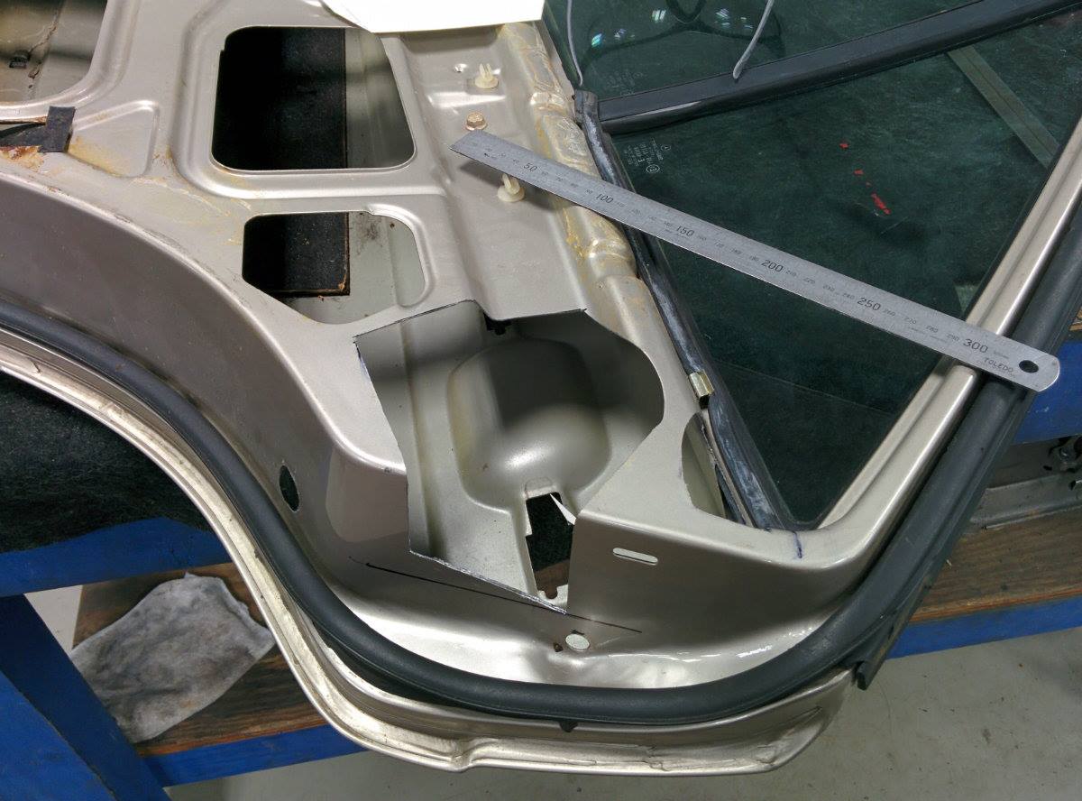 mercedes 190e c63 amg conversion 110 Tuner Transplants Classic Mercedes 190E 2.5 16 EVO Body On A Modern C63 AMG