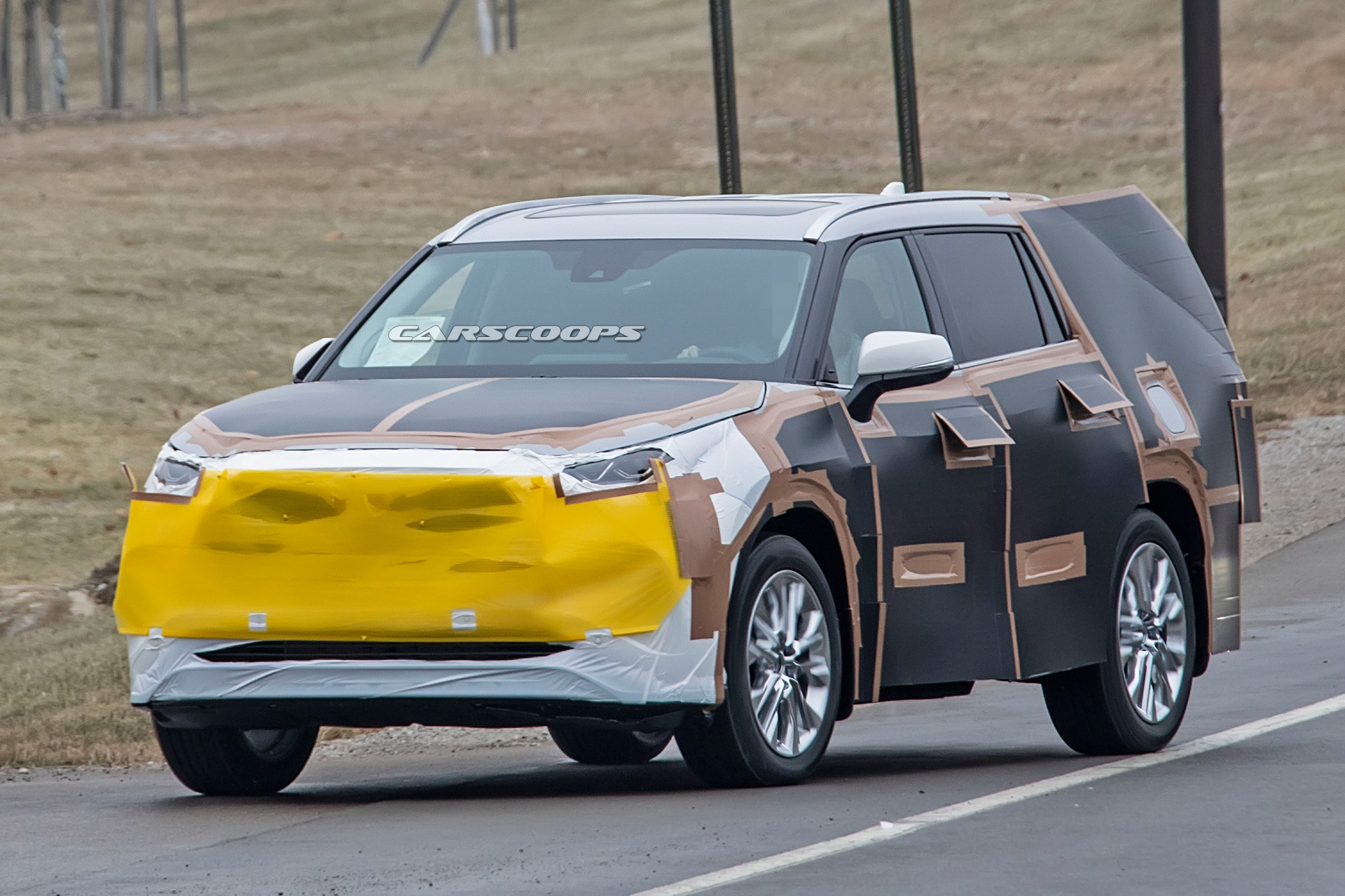 2020 toyota highlander prototype spy 4 2020 Toyota Highlander Is Coming For Ford’s All-New Explorer