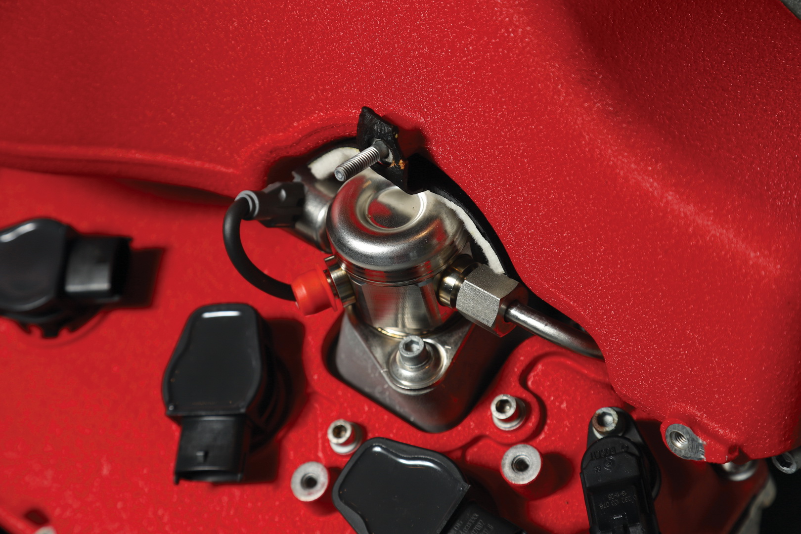 ferrari ff engine 6 Buy This Ferrari FF V12 Engine, Use It To Power Your Weekend Car