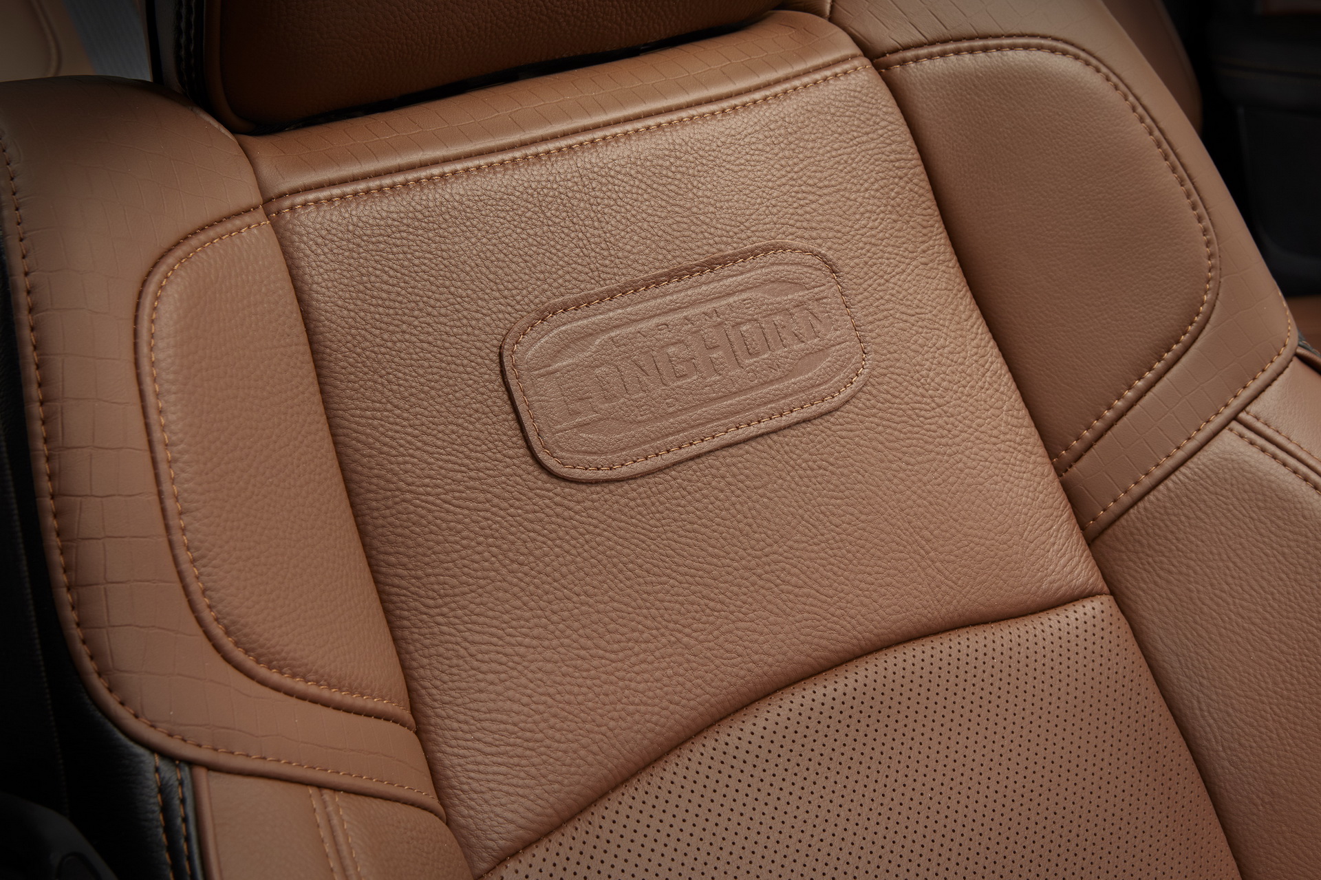 2019-RAM-HD-Laramie-Longhorn-27 2019 RAM HD Laramie Longhorn Will Cosset You With Real Wood, Leather And Steel