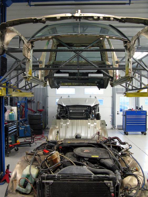 mercedes 190e c63 amg conversion 18 Tuner Transplants Classic Mercedes 190E 2.5 16 EVO Body On A Modern C63 AMG