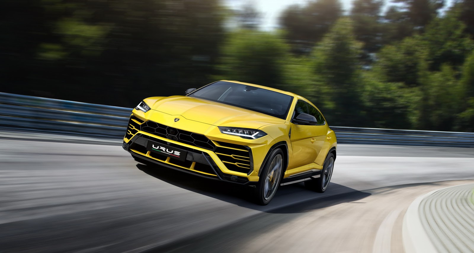 lamborghini urus 1 Lamborghini Could Be Working On An Urus “Performante” – And We Love It