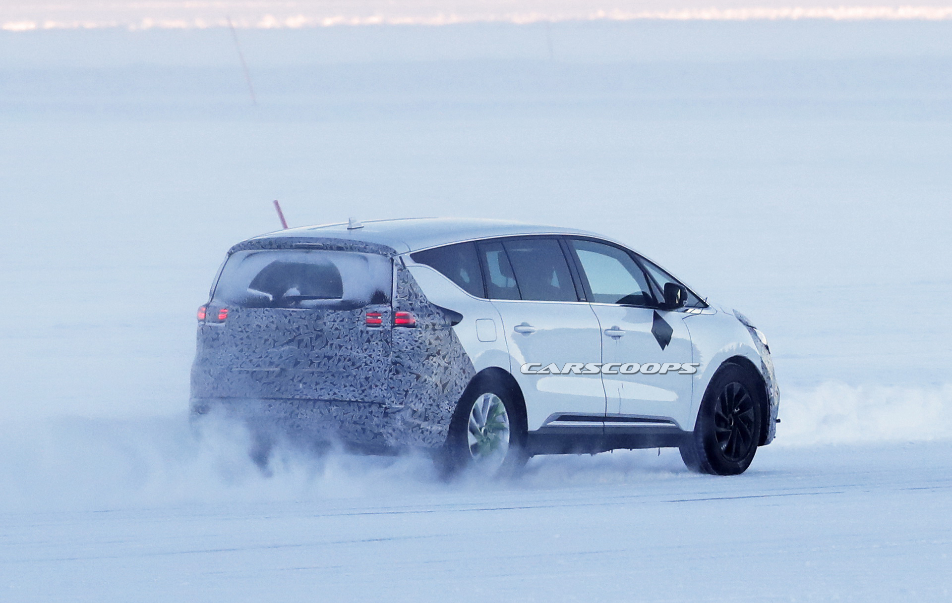 Renault-Espace-facelift-16 2020 Renault Espace Facelift Coming With New Engines And Refreshed Styling