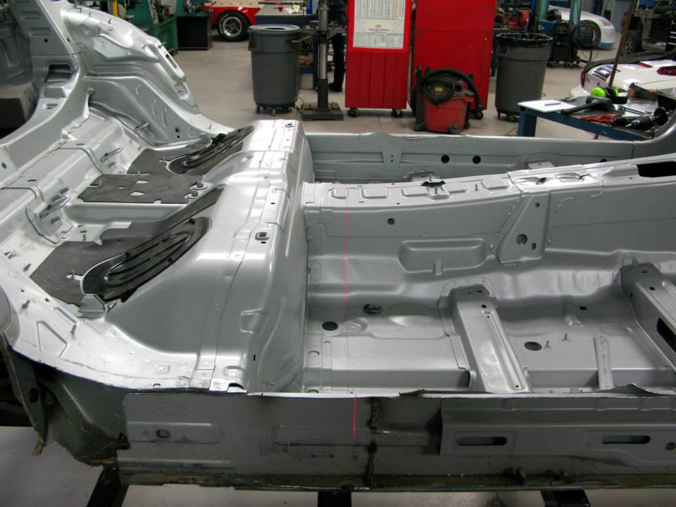 mercedes 190e c63 amg conversion 12 Tuner Transplants Classic Mercedes 190E 2.5 16 EVO Body On A Modern C63 AMG