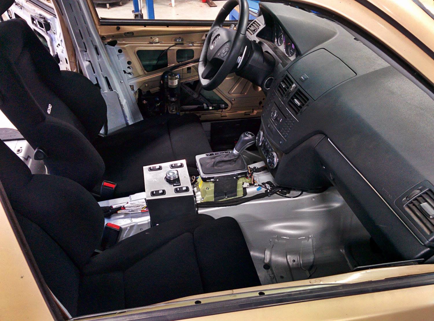 mercedes 190e c63 amg conversion 118 Tuner Transplants Classic Mercedes 190E 2.5 16 EVO Body On A Modern C63 AMG