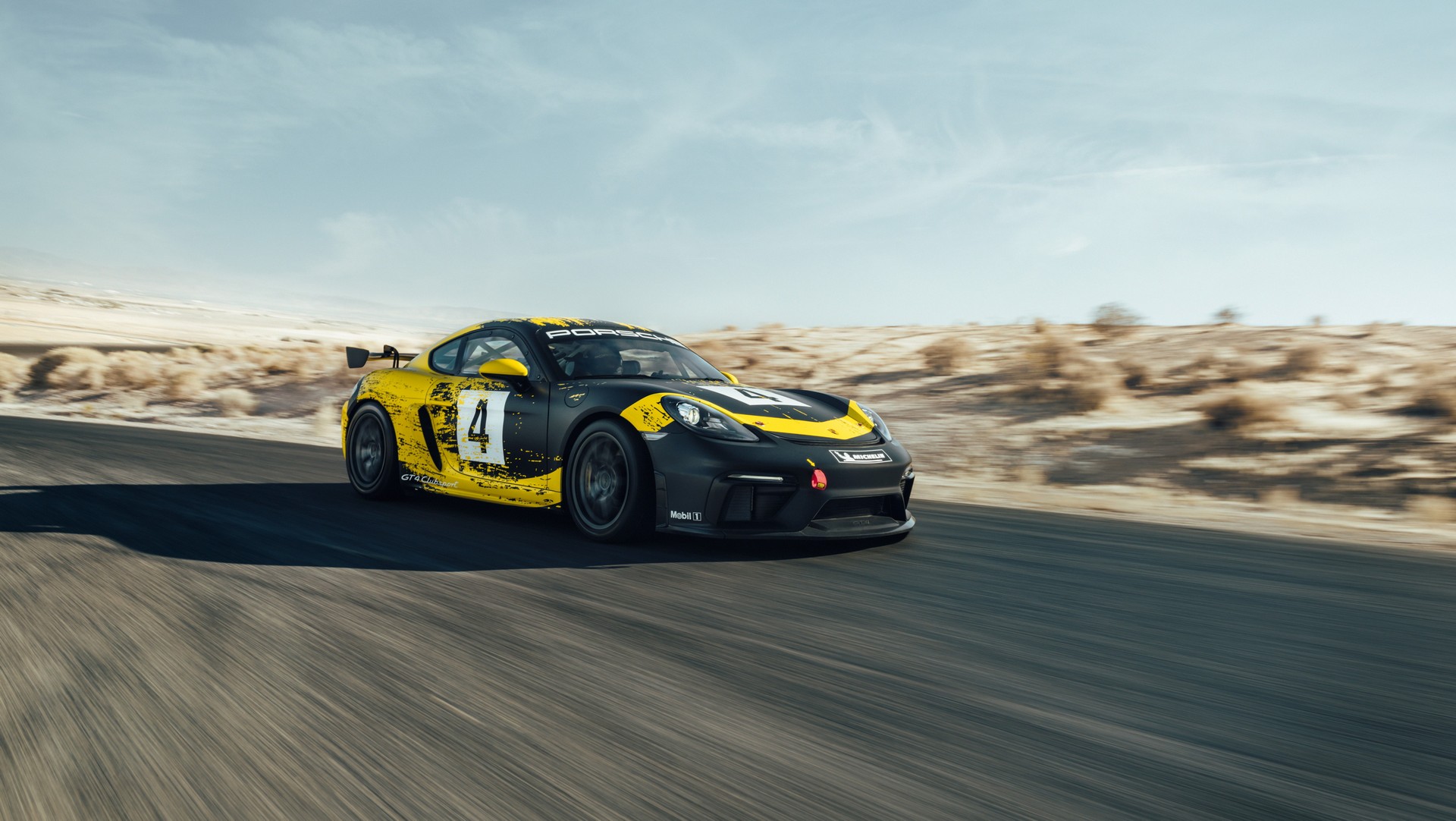 Porsche 718 Cayman GT4 Clubsport-7 Porsche 718 Cayman GT4 Clubsport Debuts With More Power, Natural Fiber Components