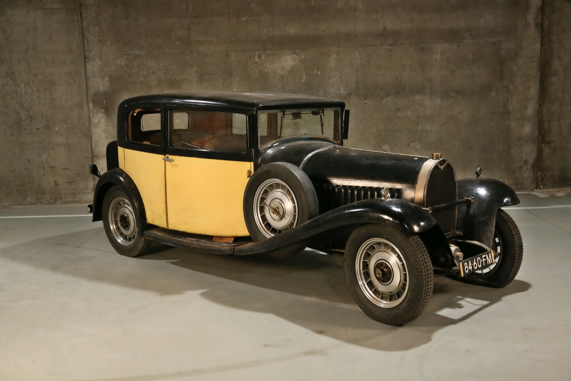 1932-Bugatti-Type-49-Berline-01 Amazing Million-Dollar Bugatti Collection Uncovered In Poor Artist’s Barn