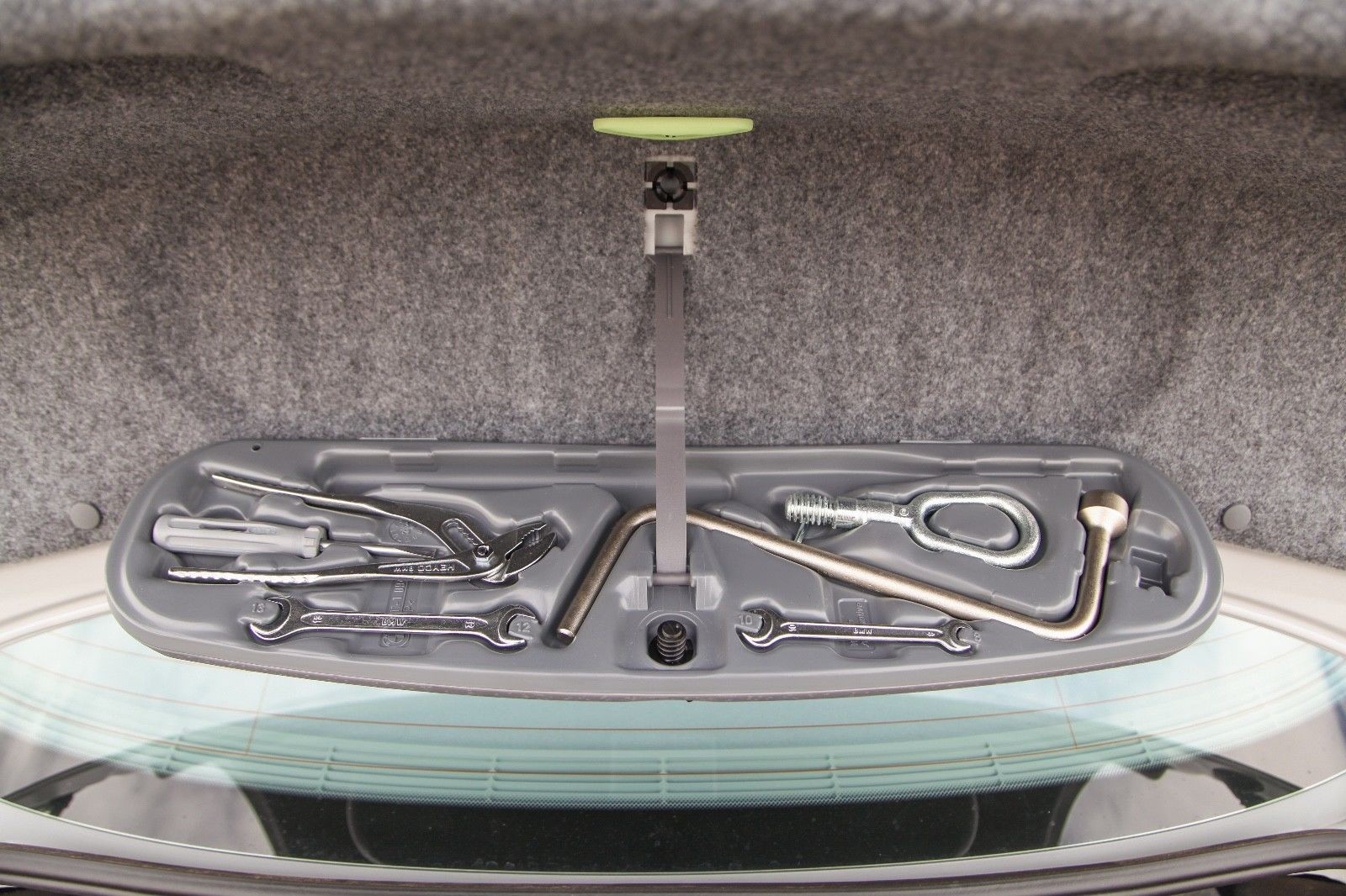 2002-BMW-330i-23 This 2002 BMW 330i E46 Was Only Driven 560 Miles Per Year!