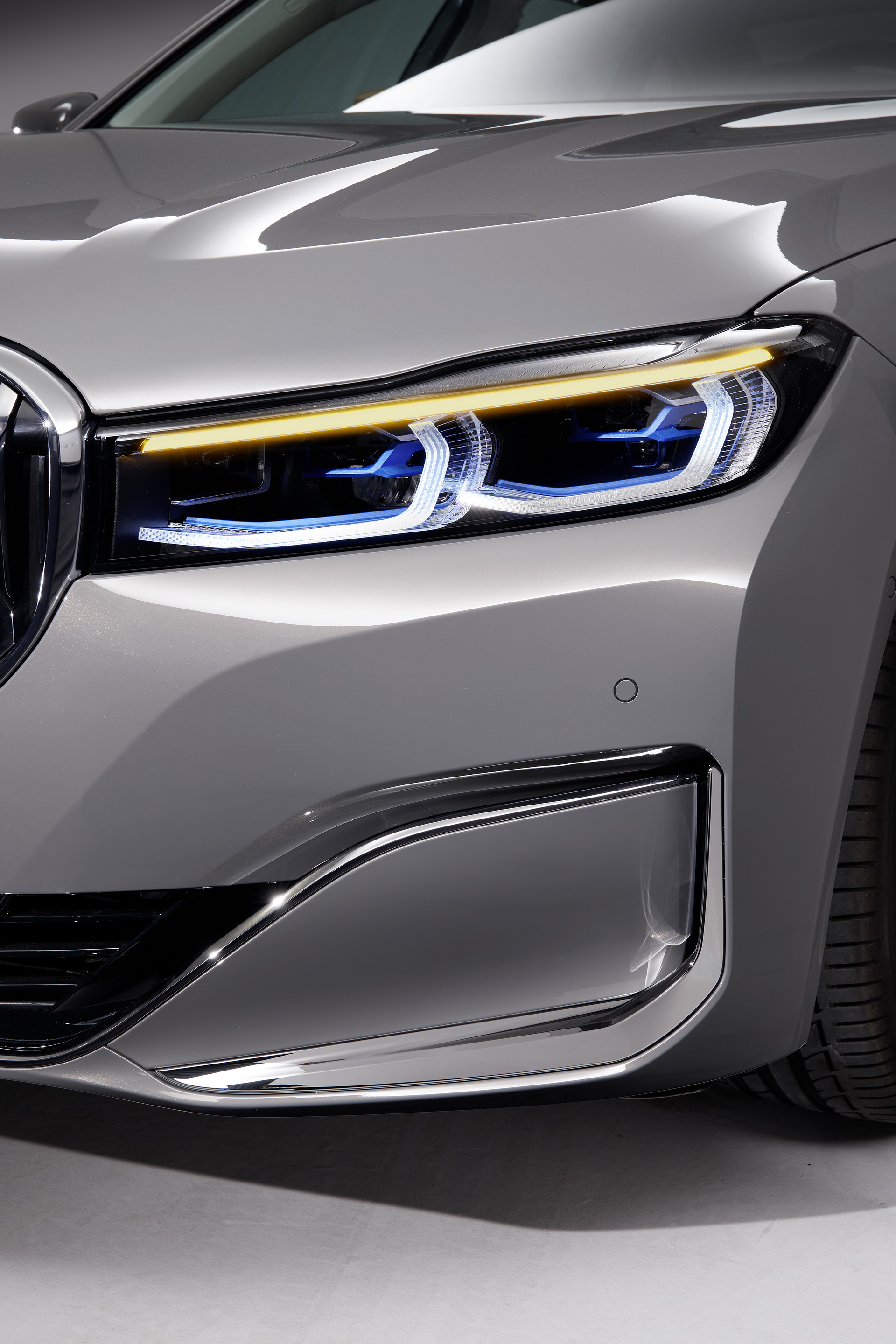 2019-BMW-7-Series-18 2020 BMW 7-Series Flagship Sedan Goes Official With Bold Update
