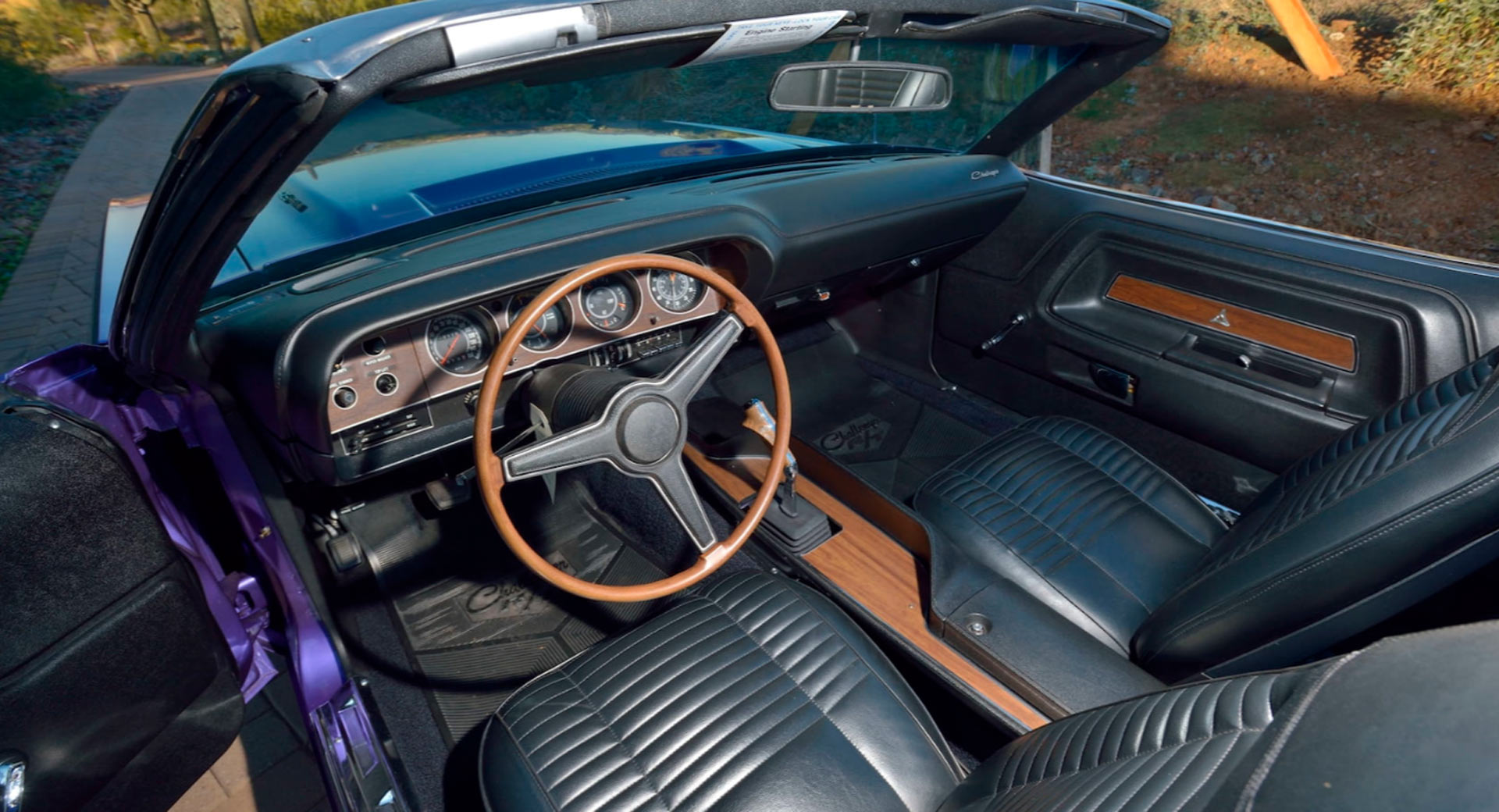 Dodge-Hemi-Challenger-Convertible-3 Rare Purple Dodge Hemi Challenger R/T Convertible Is For The True Pony Car Collector