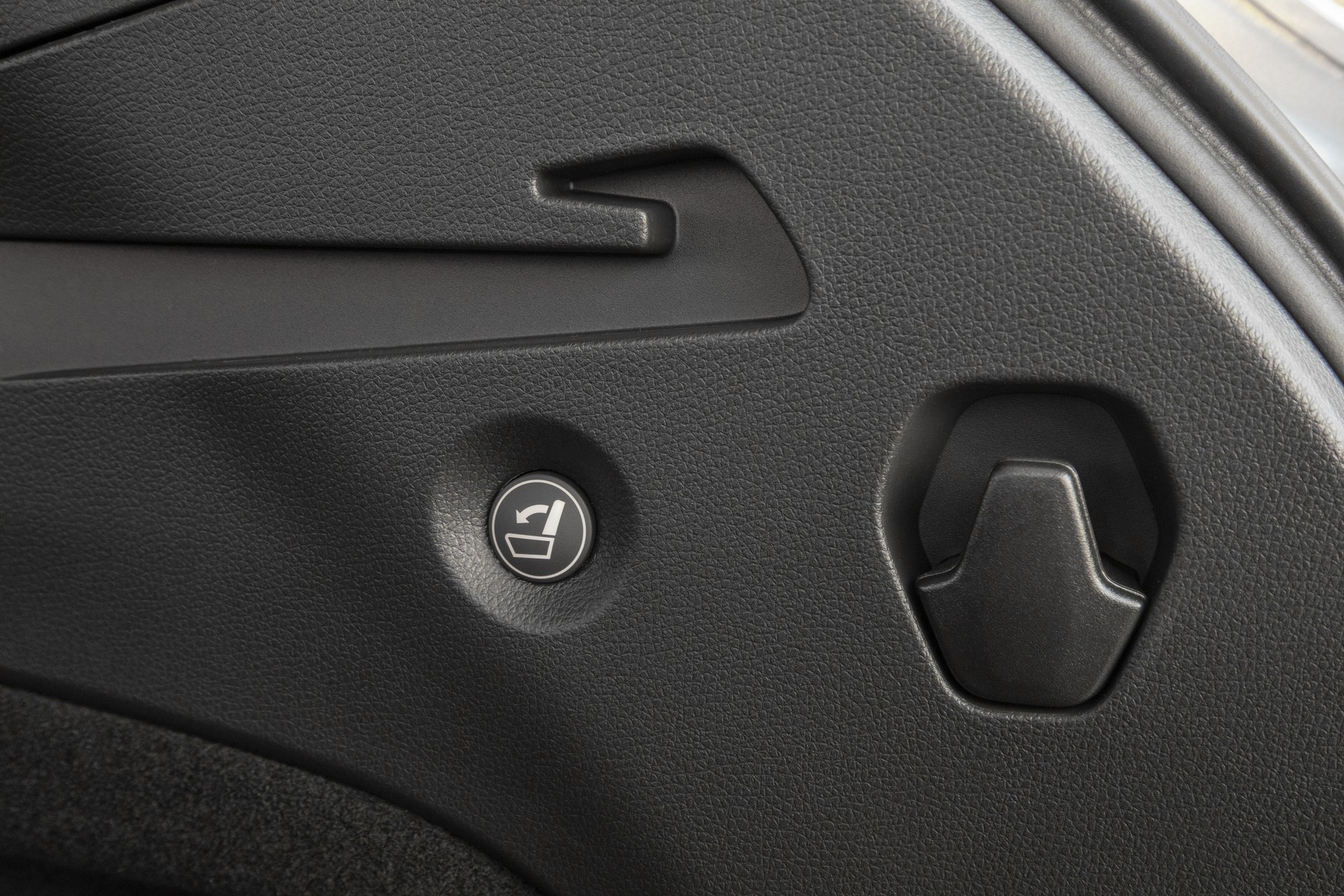 2019 Honda Passport-156 2019 Honda Passport Starts At $32K, Costs More Than Pilot