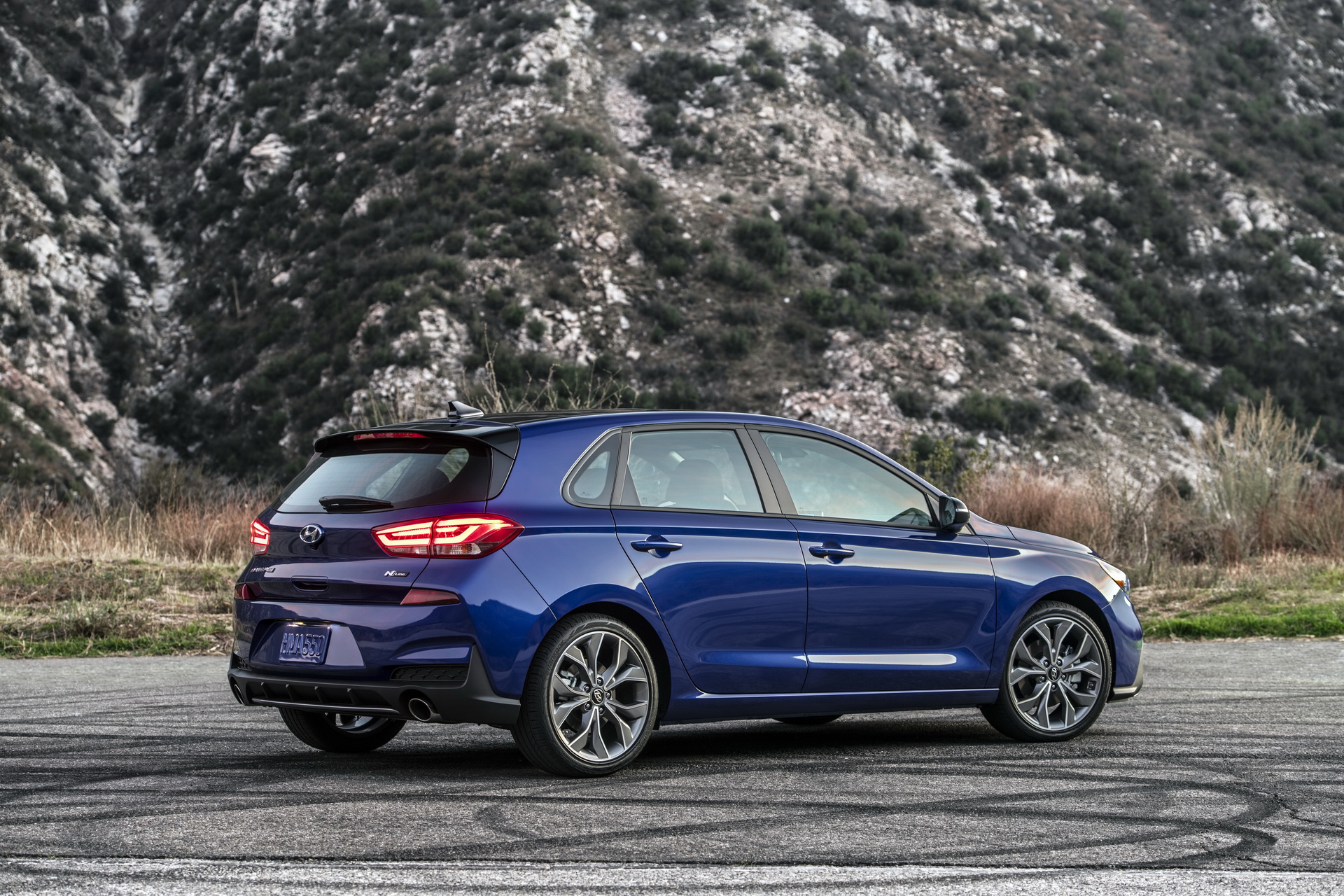 2020-Hyundai-Elantra-GT-N-Line-08 New Hyundai Elantra GT N Line Is The Closest You’ll Get To An i30N In The USA