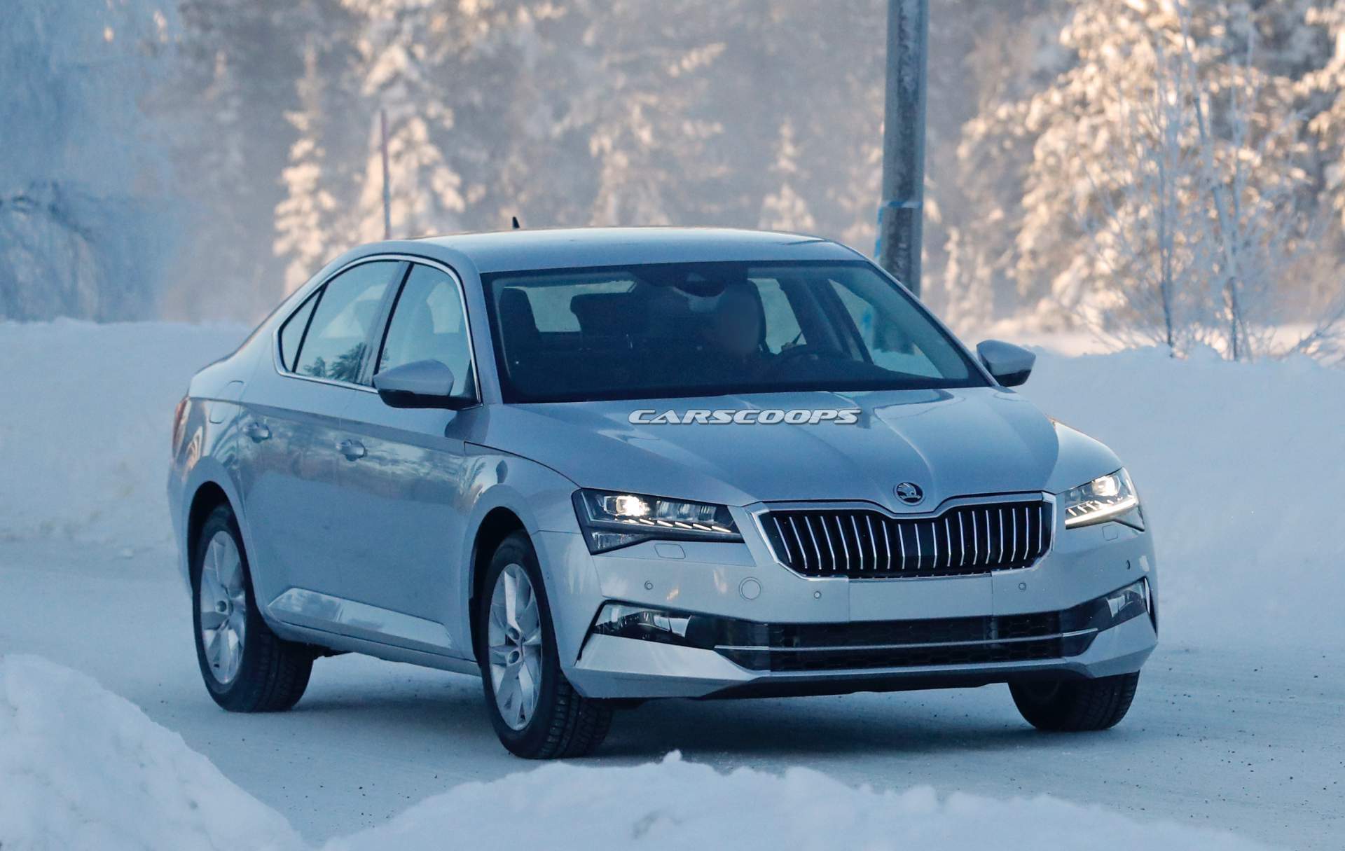 2019 Skoda Superb facelift spy shots 2 2019 Skoda Superb Practically Undisguised As It Inches Closer To Debut
