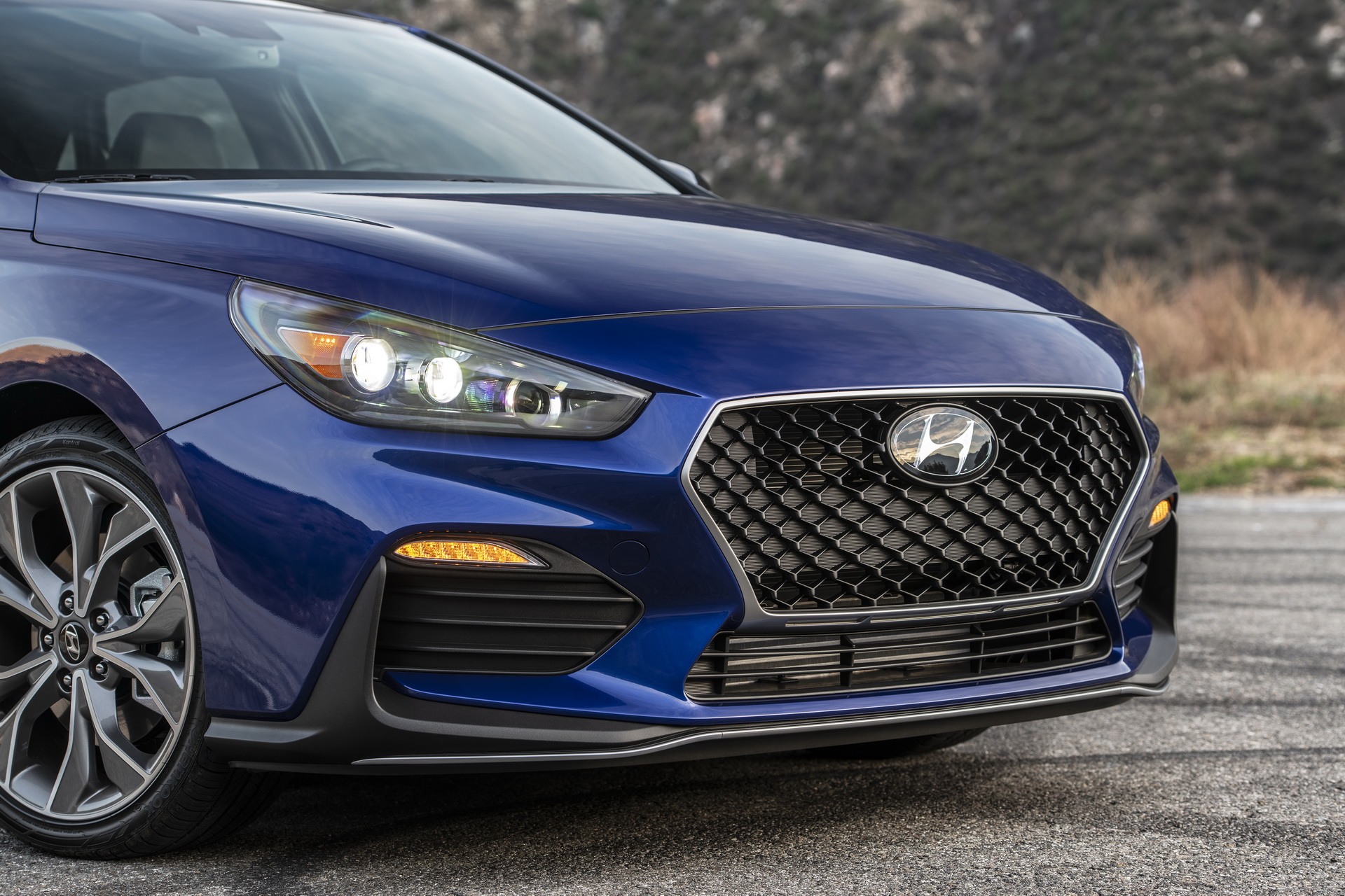 2020-Hyundai-Elantra-GT-N-Line-10 New Hyundai Elantra GT N Line Is The Closest You’ll Get To An i30N In The USA