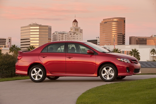 2013 toyota corolla 11 Toyota’s Takata Airbag Recall Extended With 1.3 Million Vehicles In The U.S.