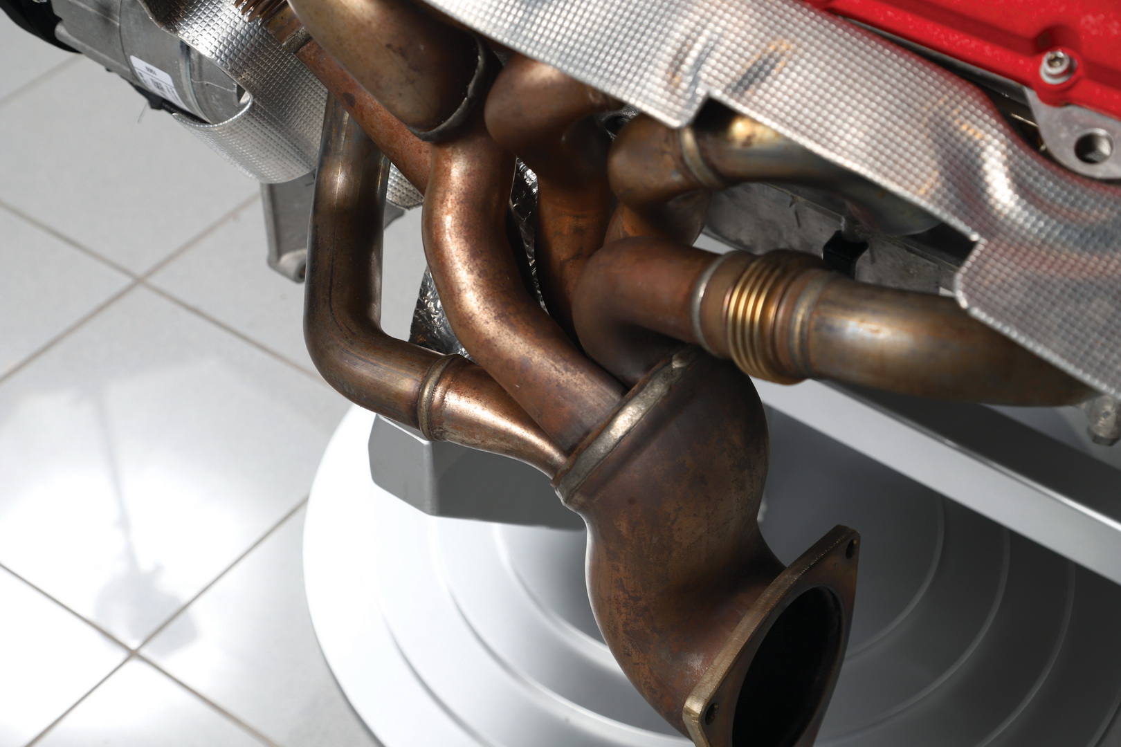 ferrari ff engine 5 Buy This Ferrari FF V12 Engine, Use It To Power Your Weekend Car