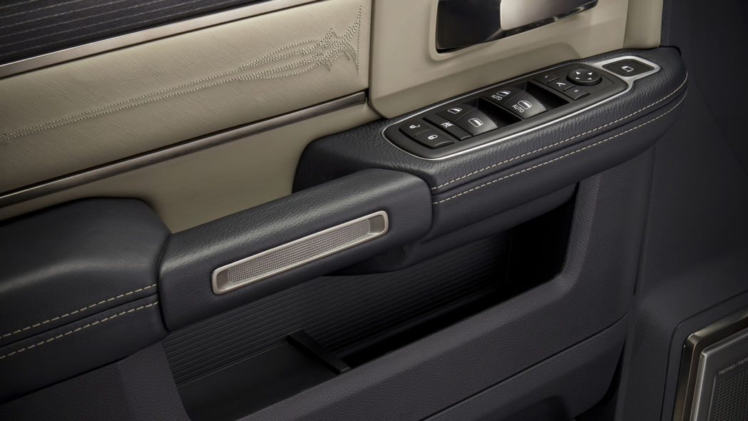 2019 Ram 2500 and 3500 HD interior 58 2019 Ram HD Brings Up To 1,000 Lb-Ft Of Torque, Class-Leading Towing