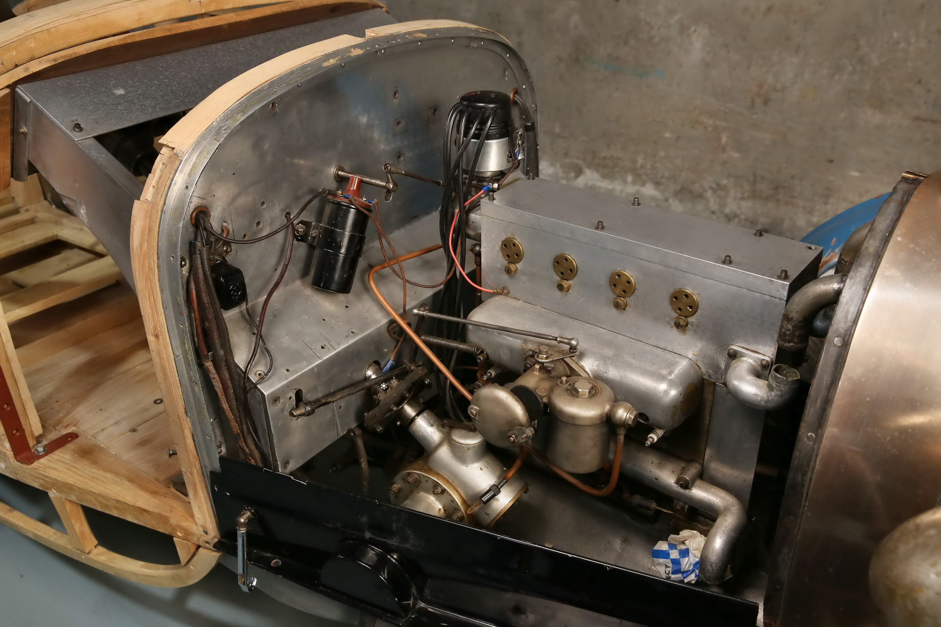 1929-Bugatti-Type-40-06 Amazing Million-Dollar Bugatti Collection Uncovered In Poor Artist’s Barn