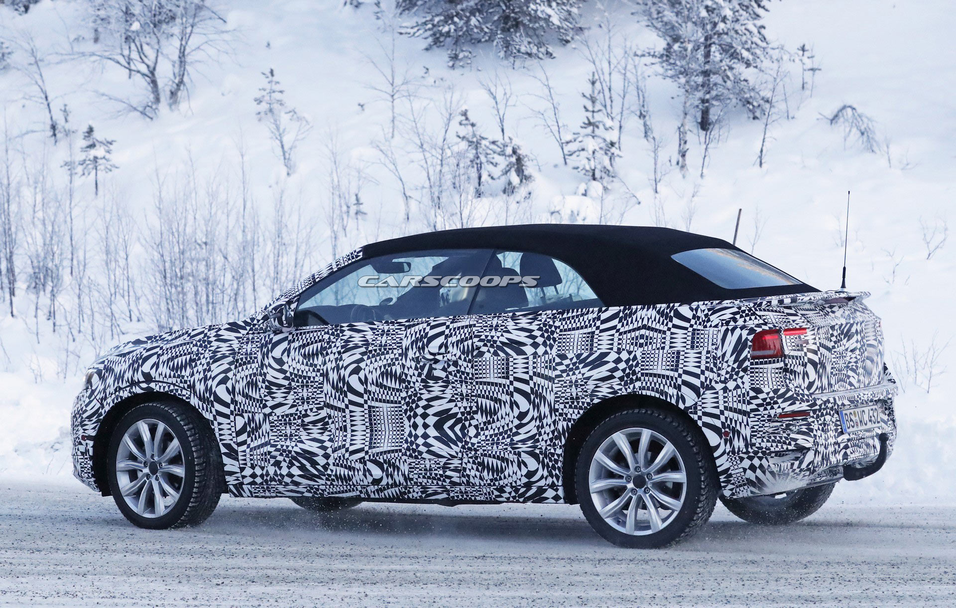 VW-T-ROC-Convertible-6 2020 VW T-Roc Convertible Is The Golf Cabriolet For The Crossover Era