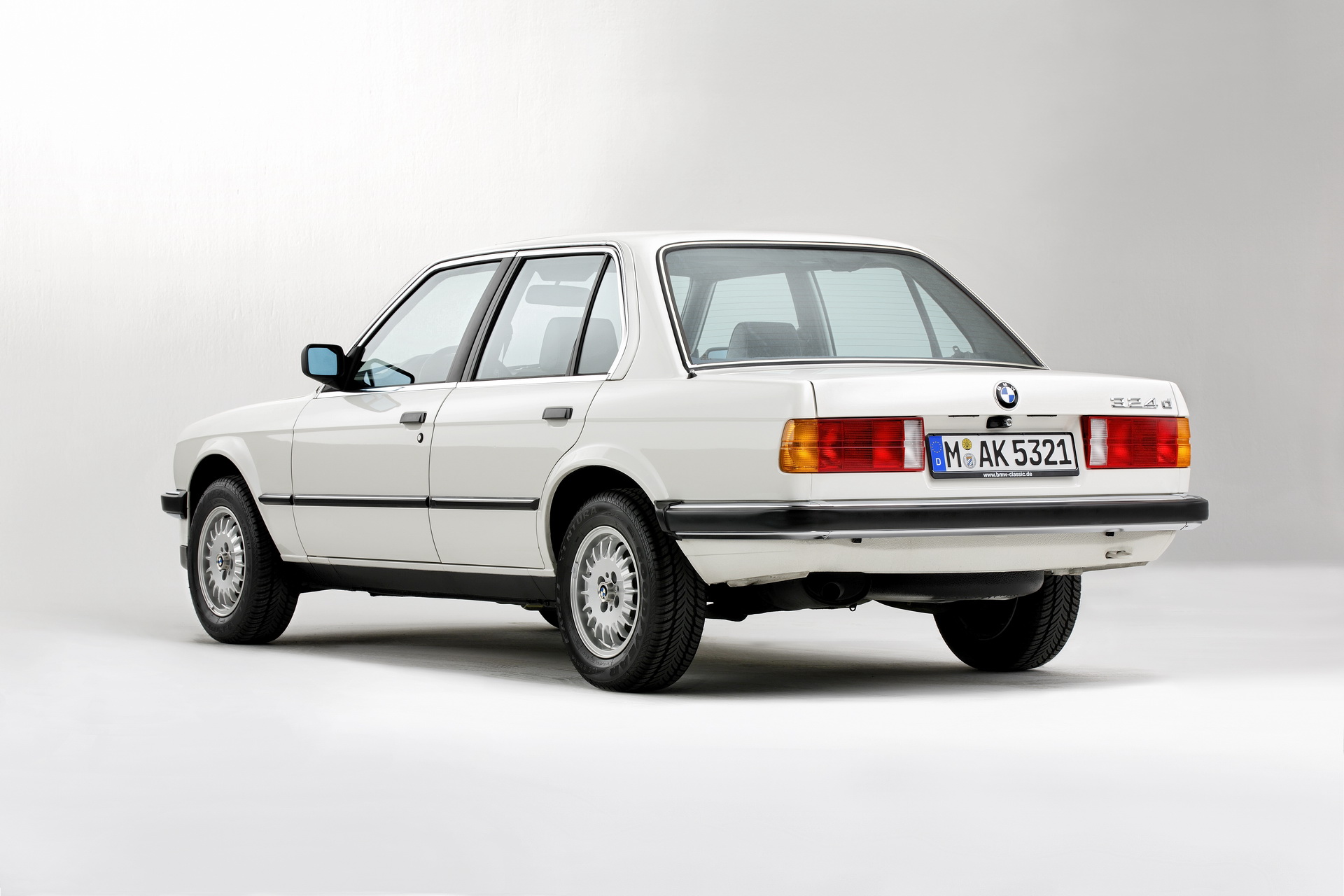 BMW-3-Series-E30-02 What Car Would You Buy From Your Birth Year?