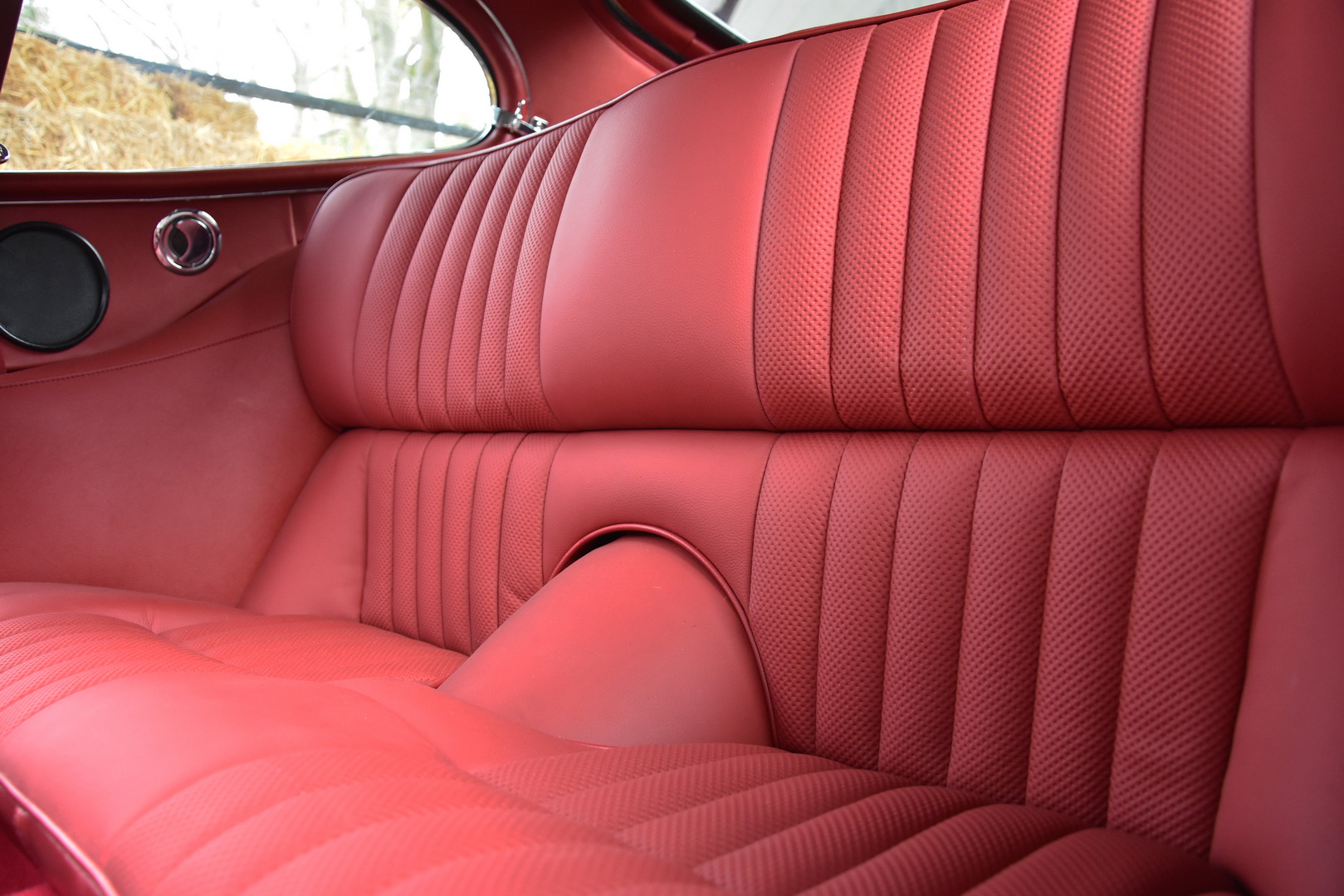 1973 Jaguar E-Type Series 3 2+2 7 1973 Jaguar E-Type Series 3 Brought Back To Life With A Modern Touch