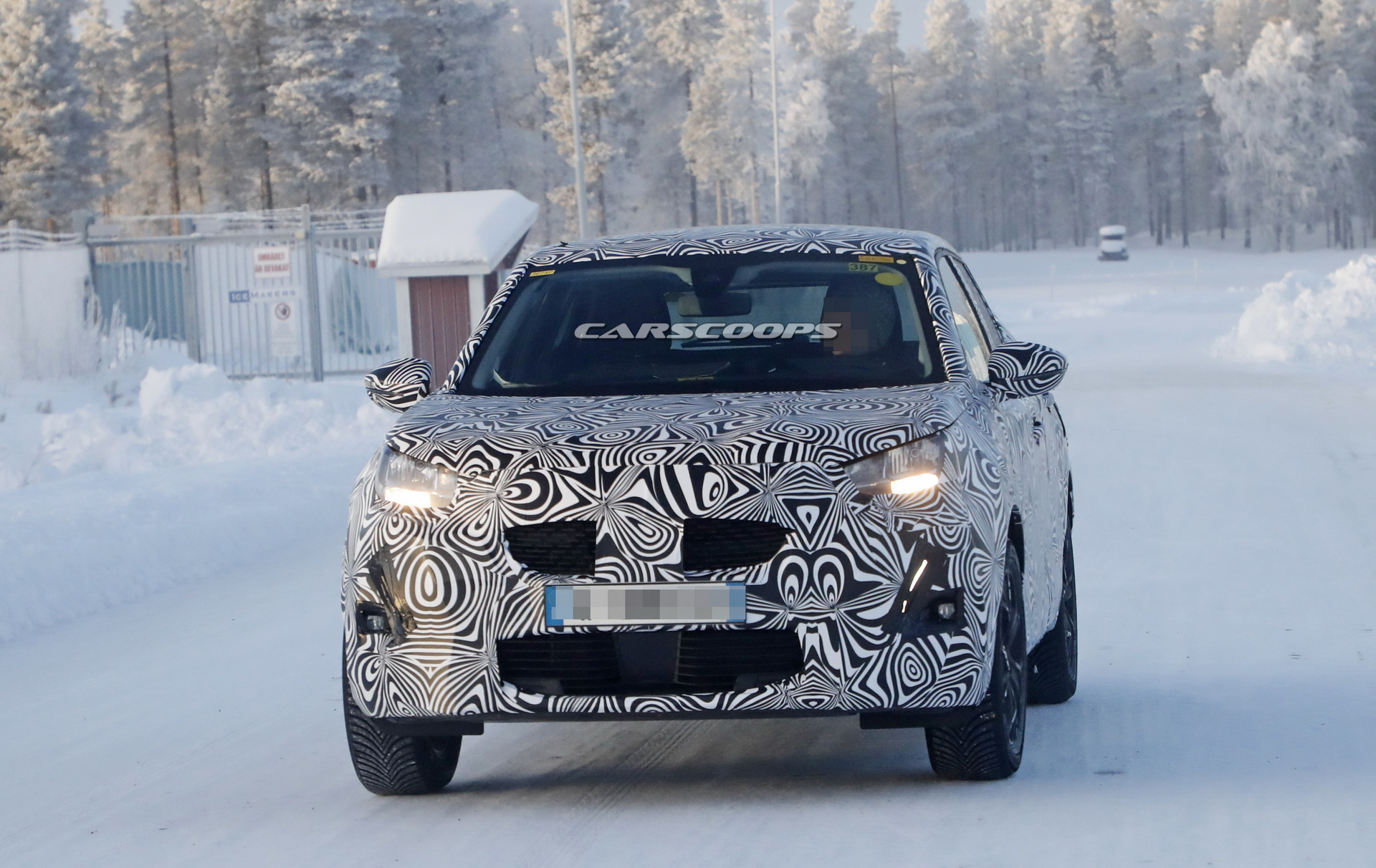 2020-Peugeot-2008-01 2020 Peugeot 3008 Facelift: Cleaner Design And A PHEV Powertrain