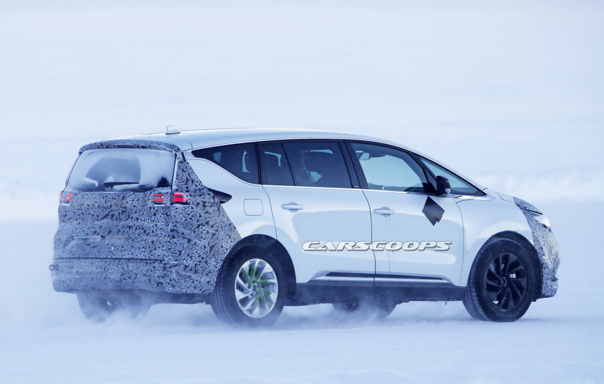 Renault-Espace-facelift-14 2020 Renault Espace Facelift Coming With New Engines And Refreshed Styling