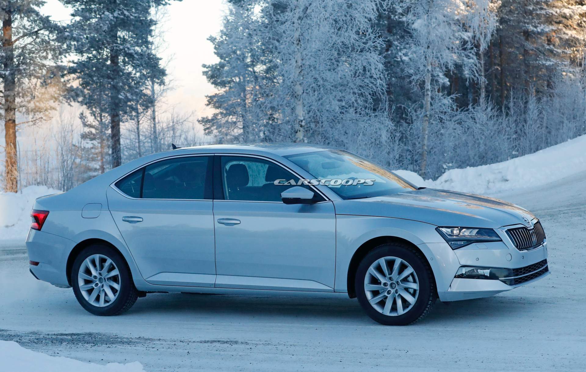 2019 Skoda Superb facelift spy shots 7 2019 Skoda Superb Practically Undisguised As It Inches Closer To Debut