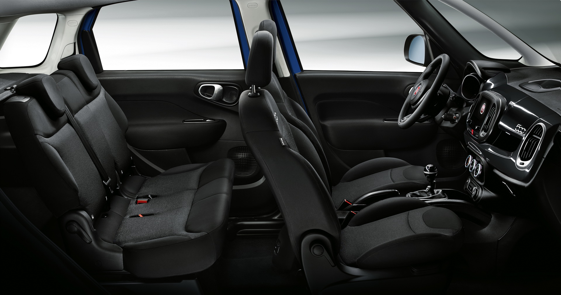 Fiat_500L-Mirror_04 Fiat’s 2019 500X and 500L Cross Gain Special Mirror Edition