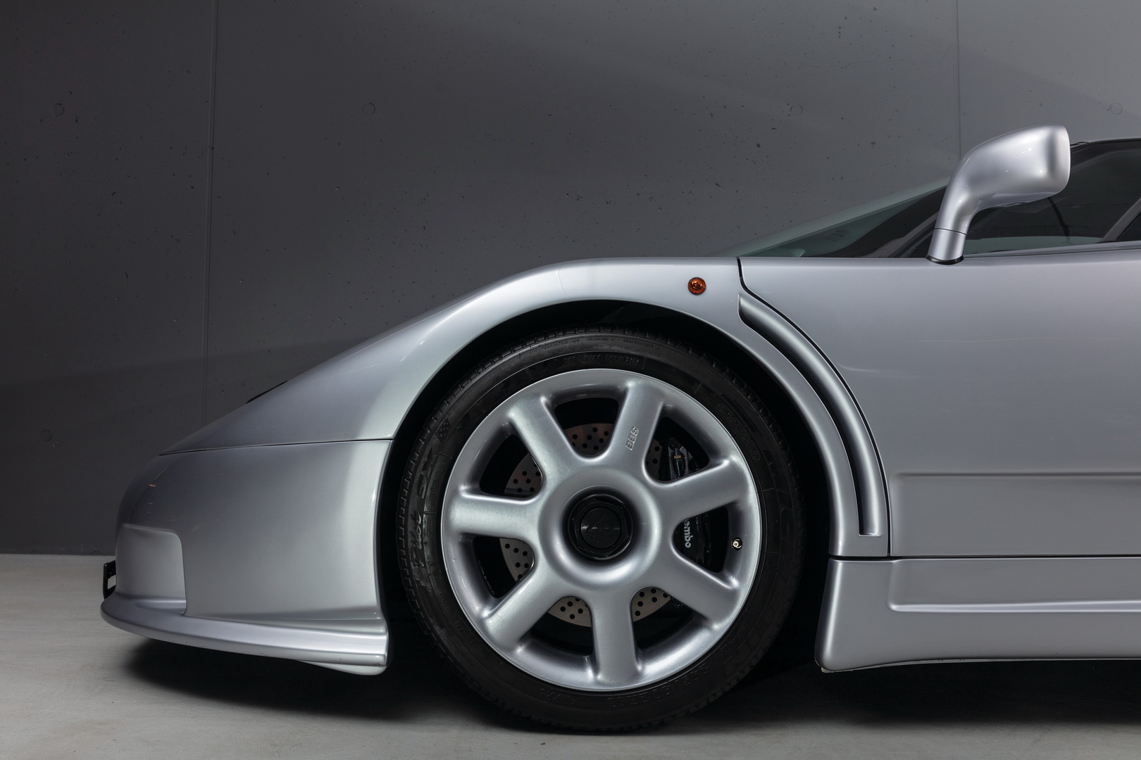 bugatti eb110 ss 10 Bugatti EB110 SS Is An Unjustly Overlooked, Yet Very Exciting, Old-School Supercar