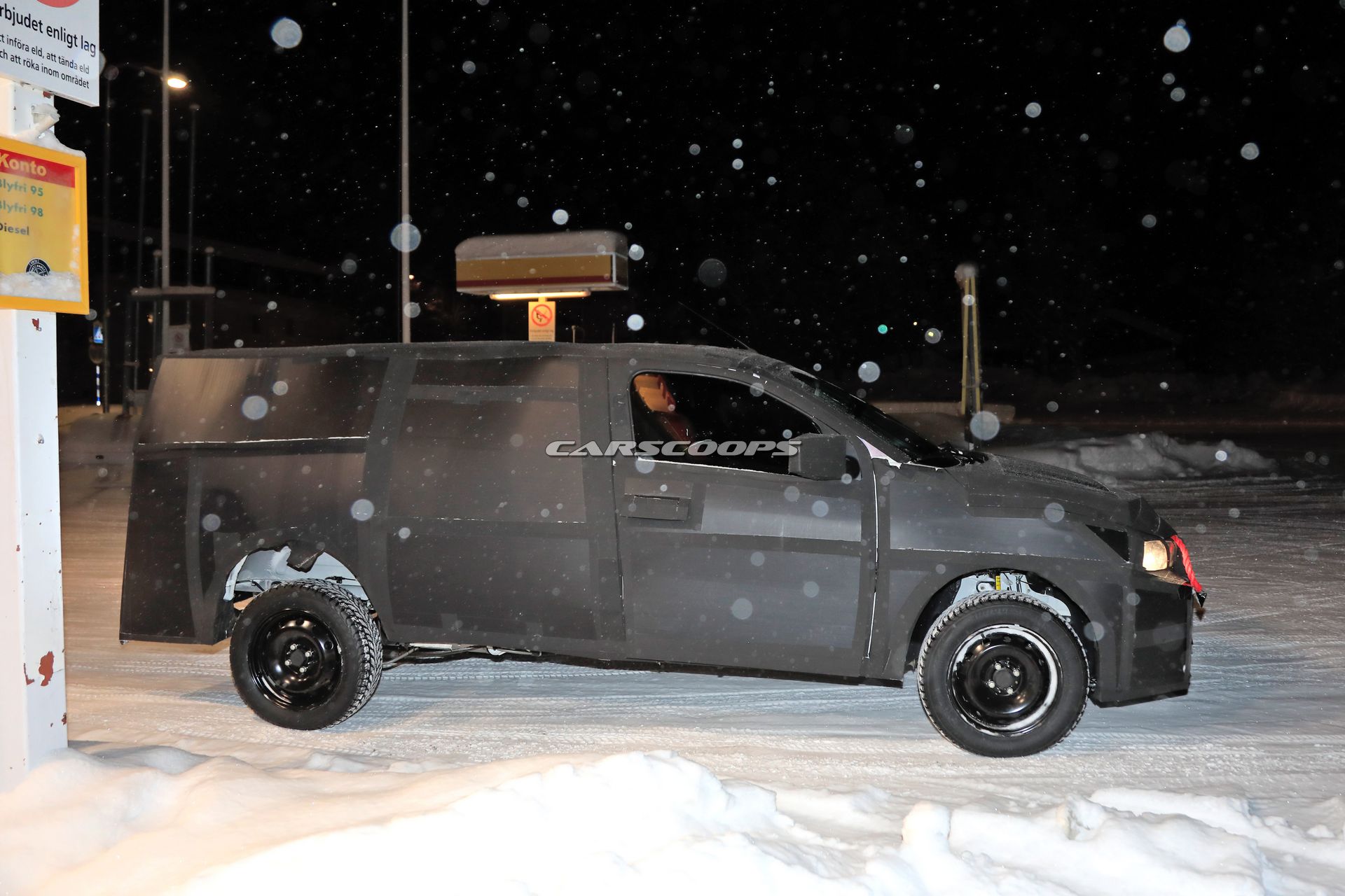 Fiat-Mobi-Pickup-Spy-Shots-7 2020 Fiat Mobi Pickup Will Be A Small Utility Vehicle For South America