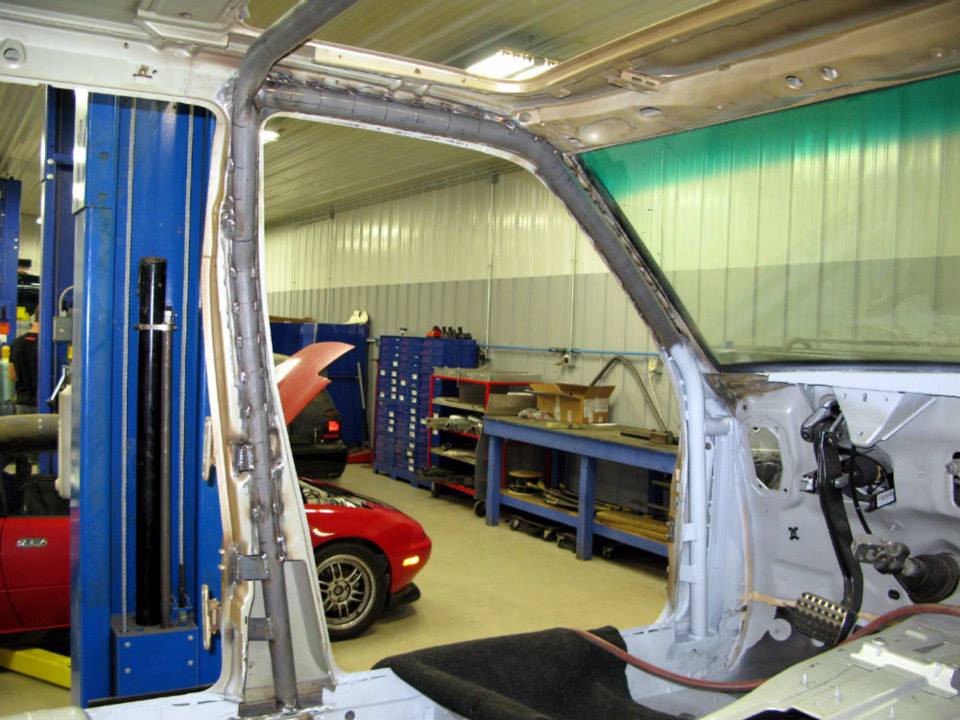 mercedes 190e c63 amg conversion 49 Tuner Transplants Classic Mercedes 190E 2.5 16 EVO Body On A Modern C63 AMG