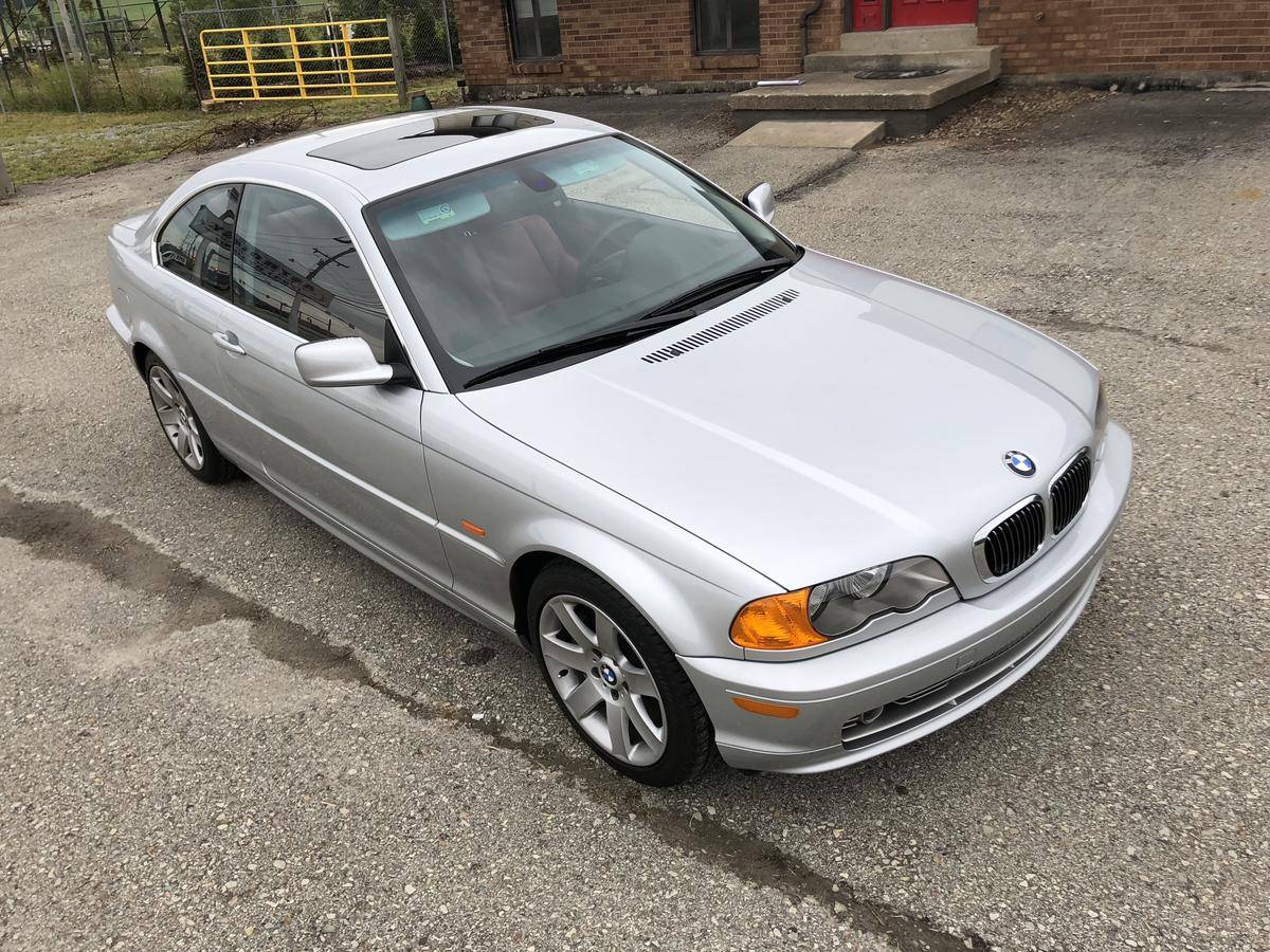 2001 bmw 330ci 1 Want A Virtually Brand New E46? This 2001 BMW 330Ci Has Only 854 Miles