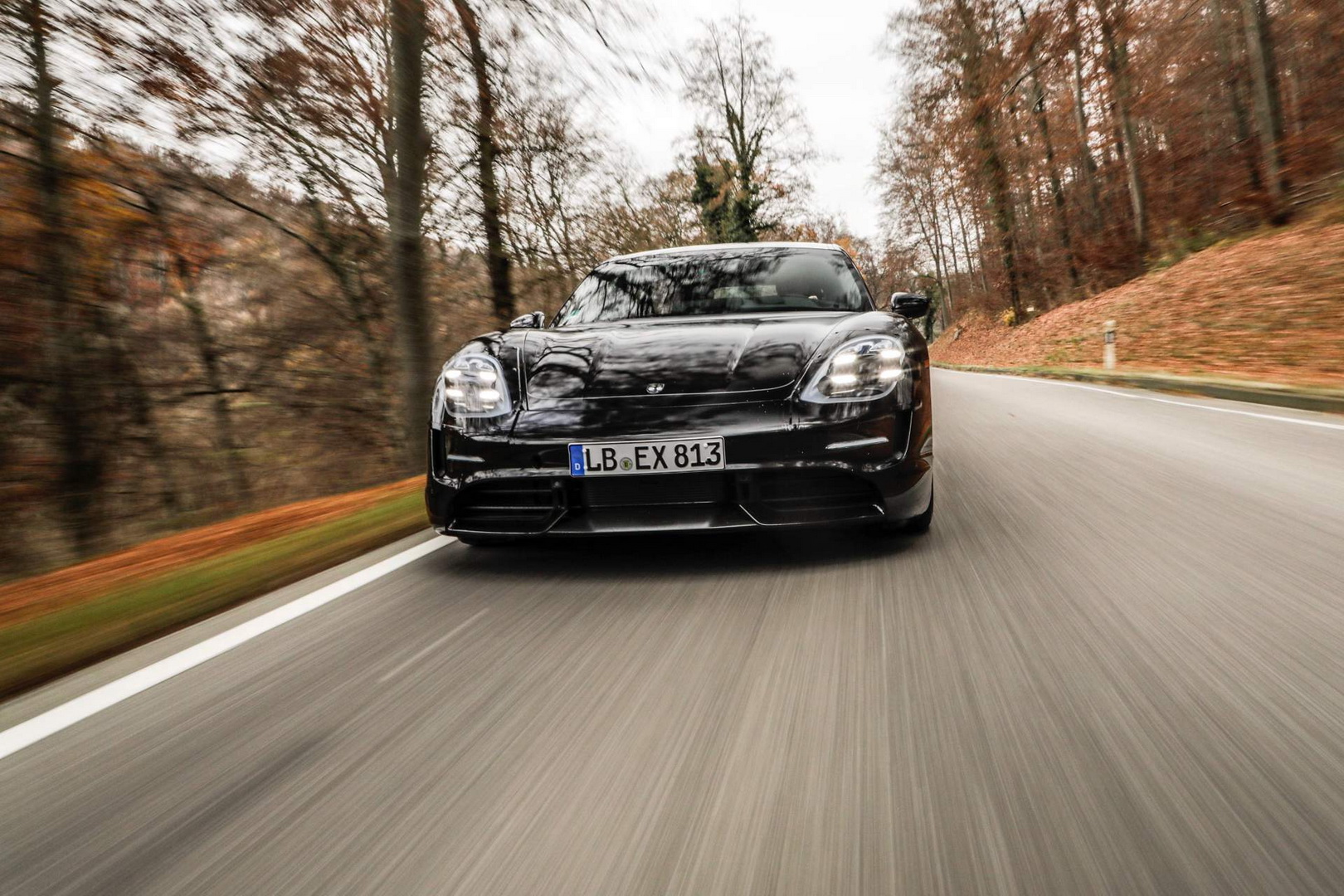 porsche taycan 10 Porsche Taycan Looks Electrifying In New Official Sketches