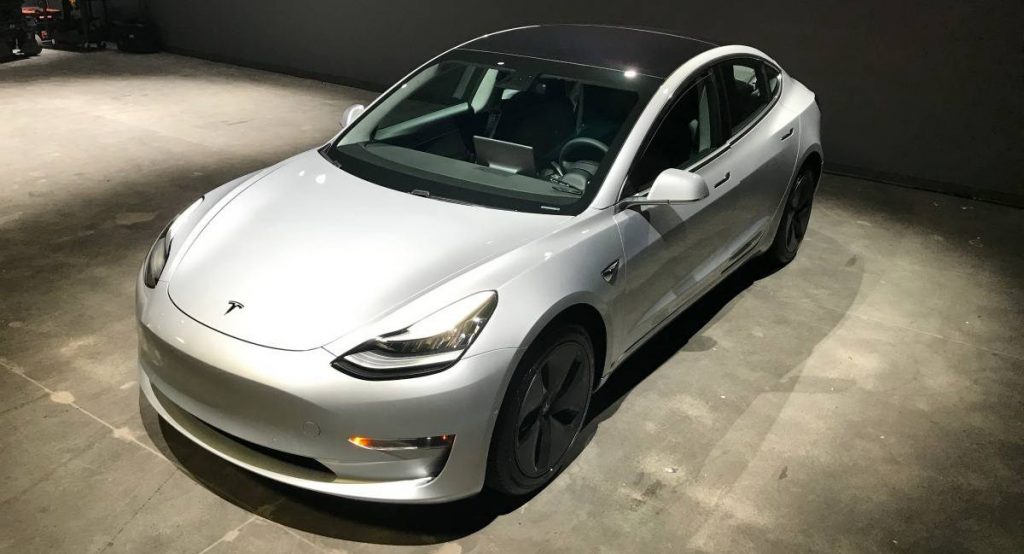  Tesla Gets Permission To Sell Model 3 In Europe, First Deliveries Start In February