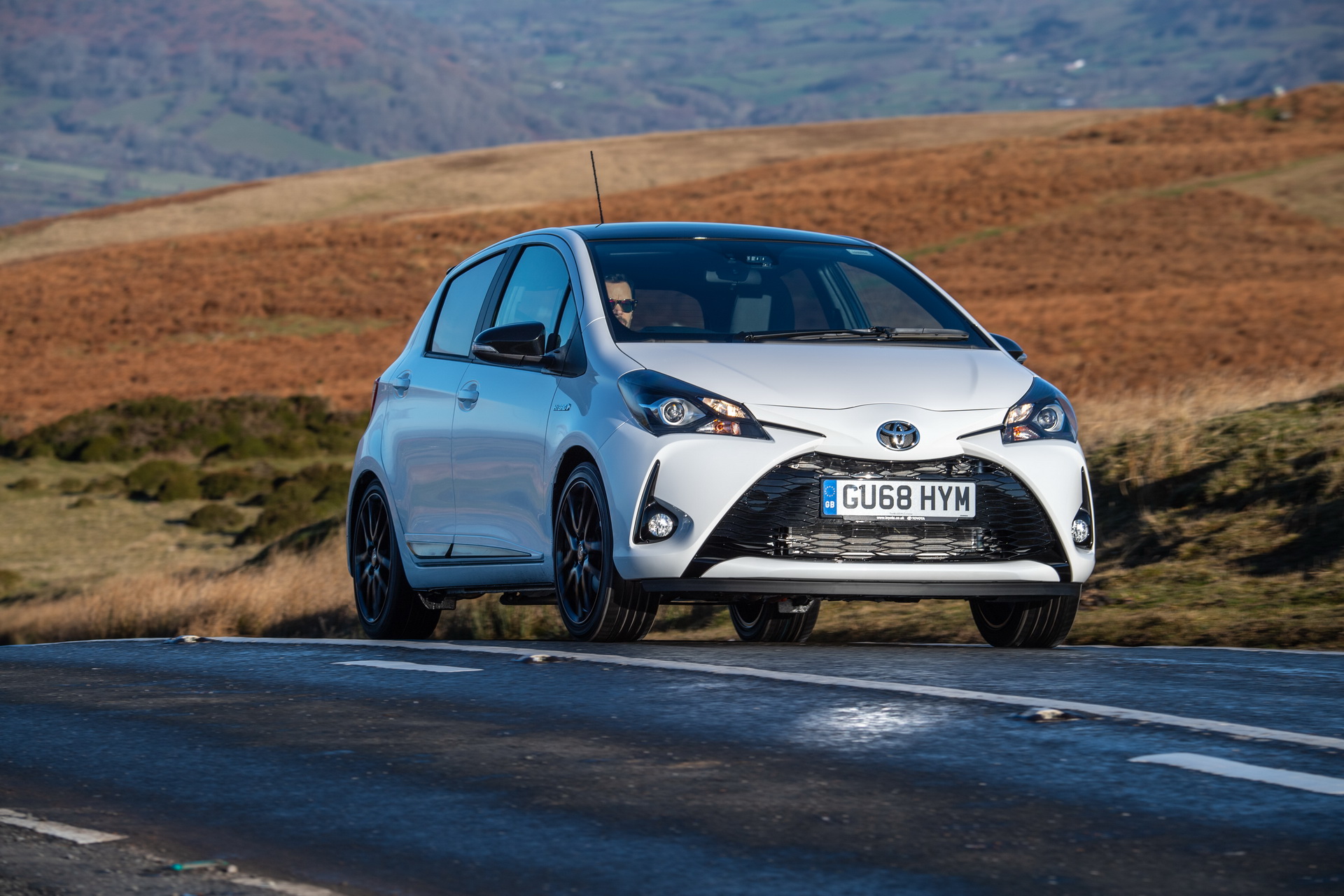 Toyota-Yaris-GR-Sport-12 2019 Toyota Yaris Arrives In The UK With New Y20 And GR Sport Models
