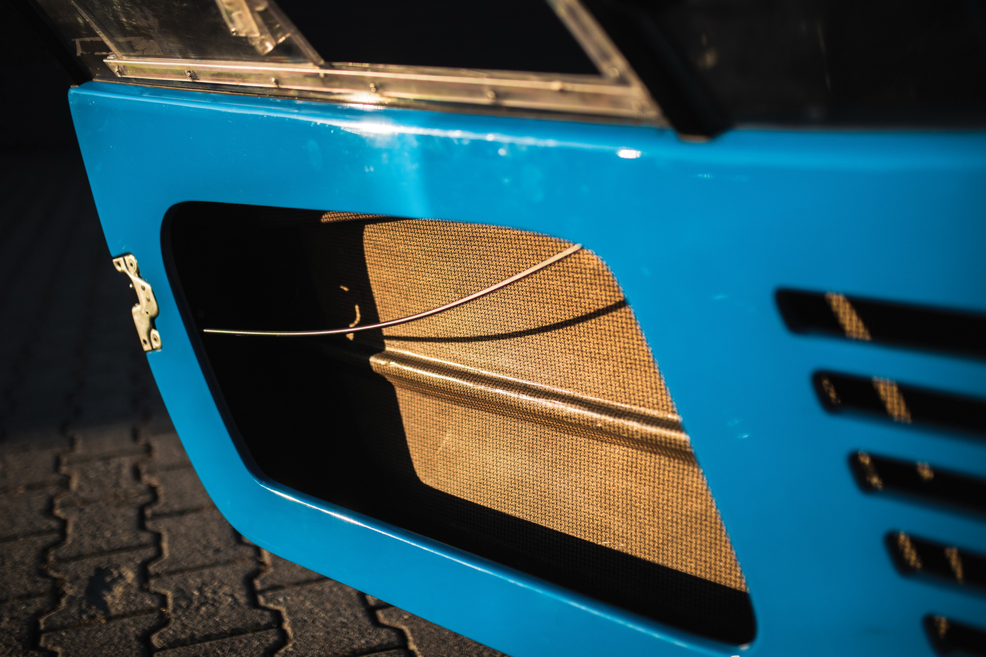 1987-Ferrari-F40-LM_17 World’s Most Famous Ferrari F40 LM Expected To Fetch Millions