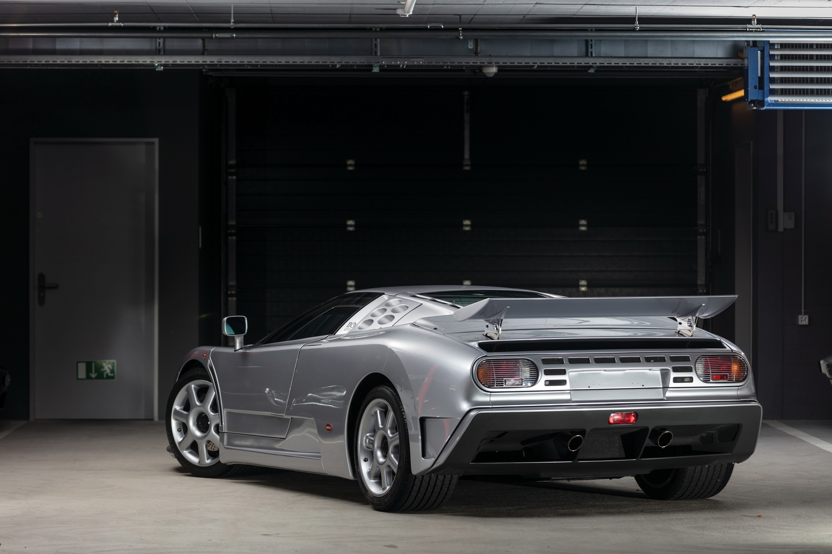 bugatti eb110 ss 2 Bugatti EB110 SS Is An Unjustly Overlooked, Yet Very Exciting, Old-School Supercar