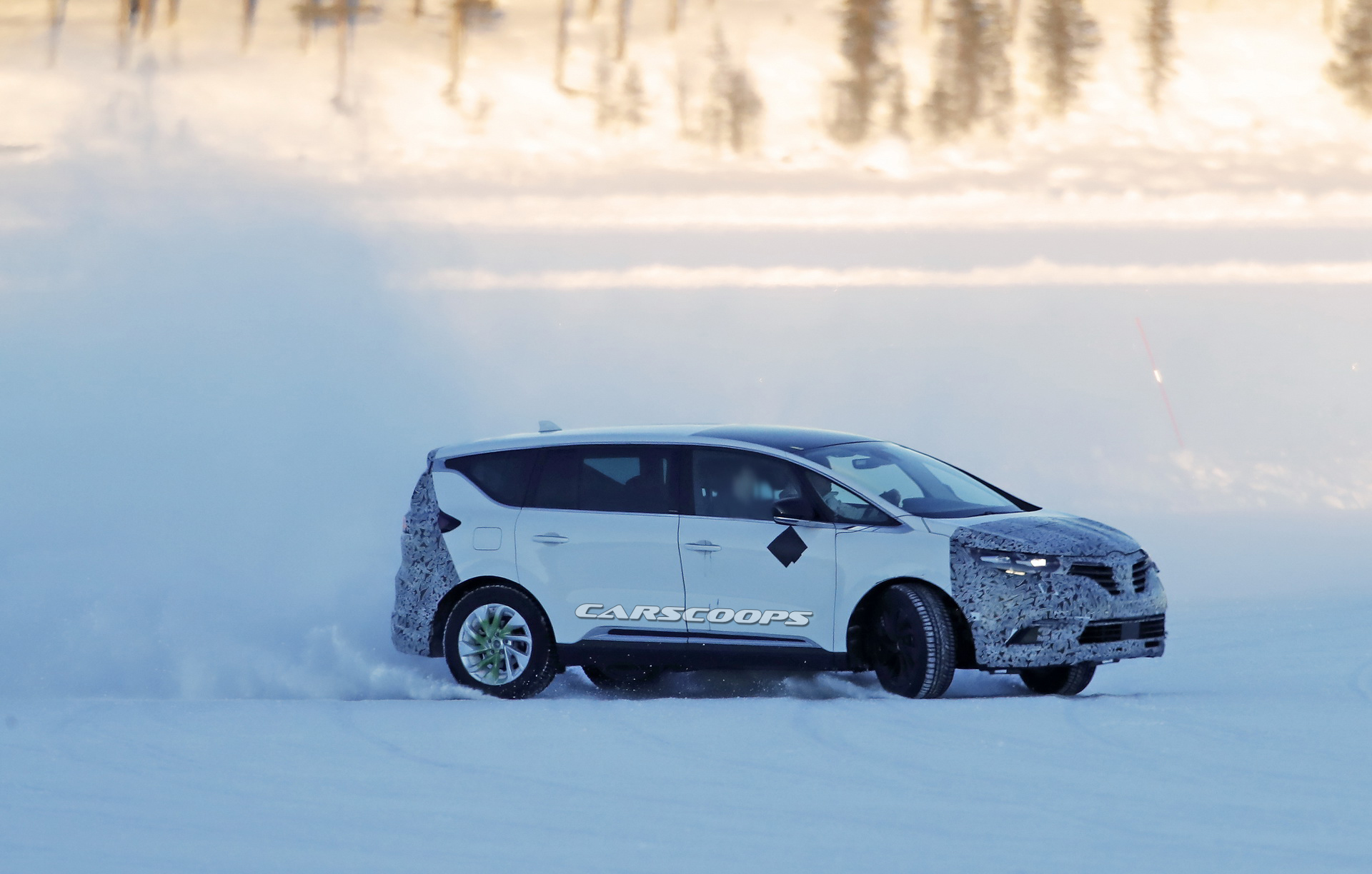 Renault-Espace-facelift-06 2020 Renault Espace Facelift Coming With New Engines And Refreshed Styling