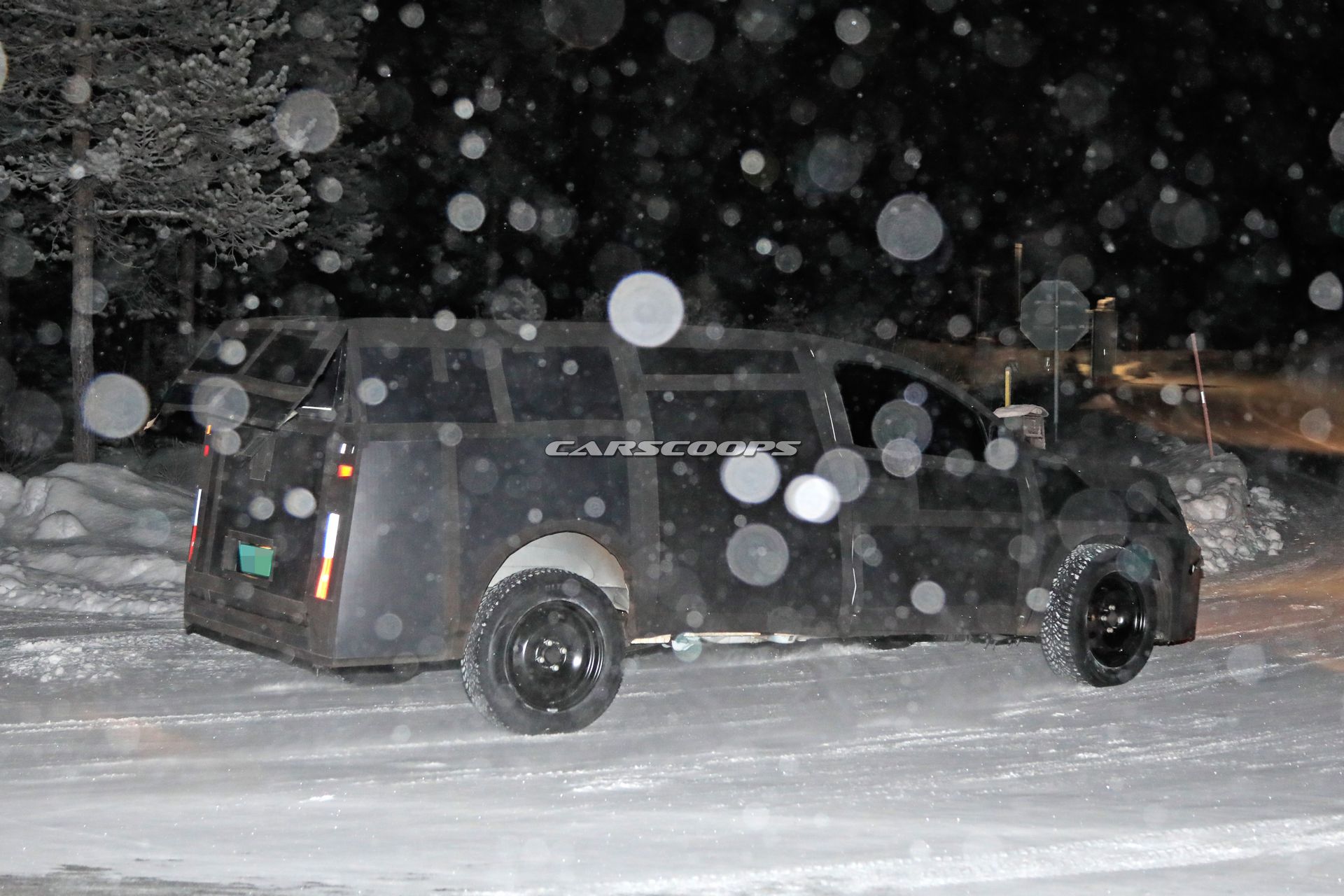 Fiat-Mobi-Pickup-Spy-Shots-30 2020 Fiat Mobi Pickup Will Be A Small Utility Vehicle For South America