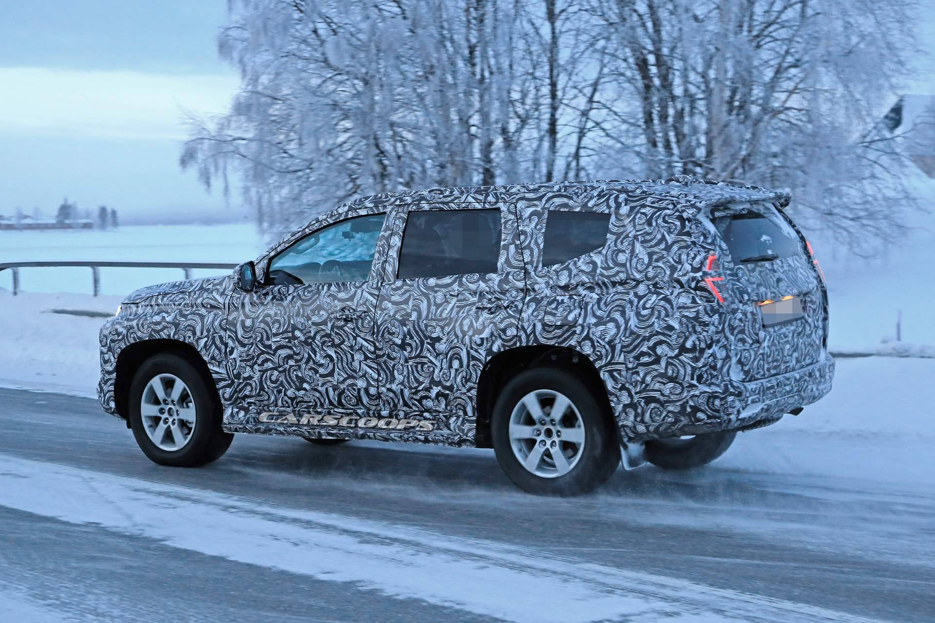 2020 Mitsubishi Pajero Sport facelift spy shots 7 2020 Mitsubishi Pajero Sport Shows Updated Face Ahead Of July 25 Reveal