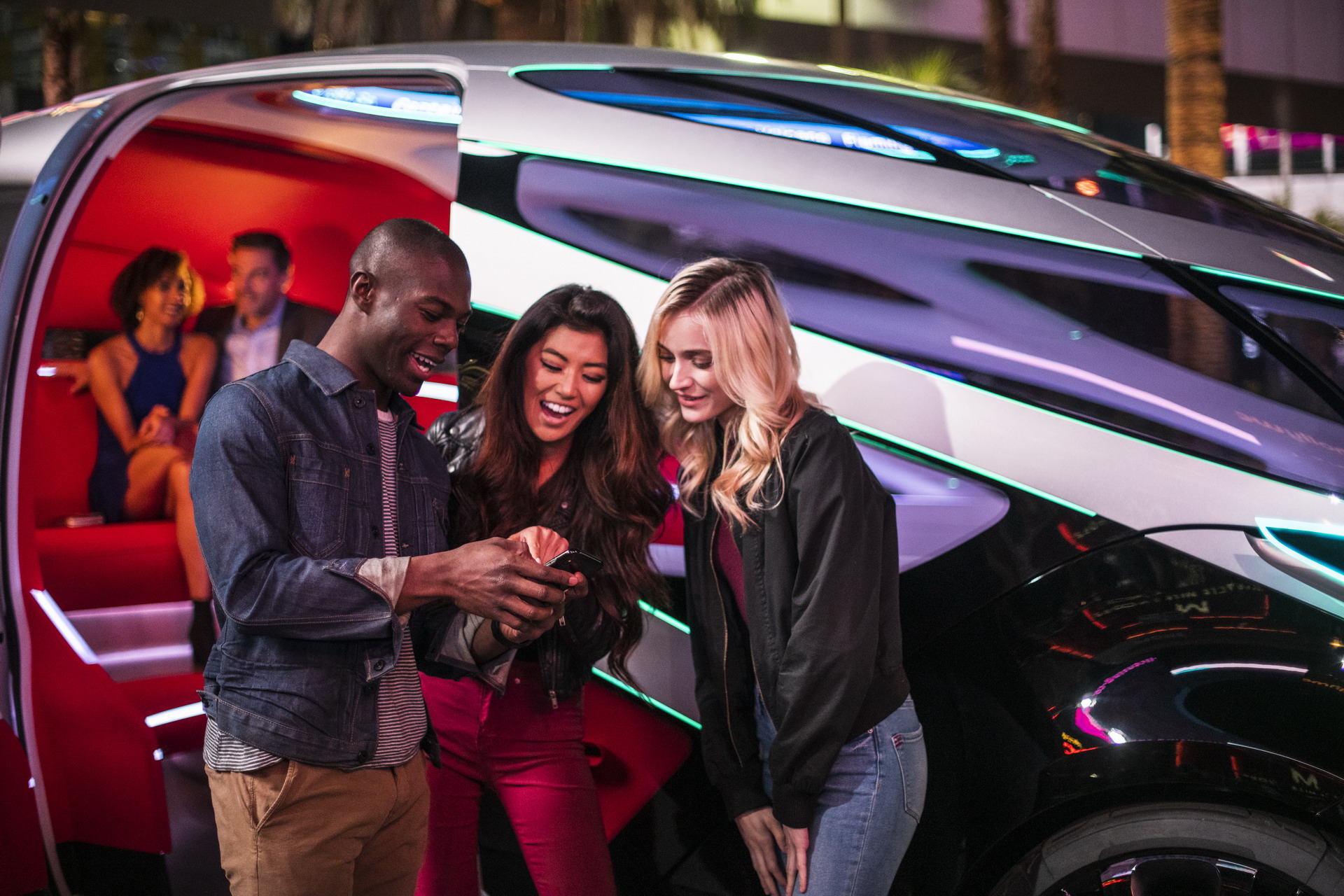 Mercedes Urbanite CES 30 Mercedes Maps Its Present (EQC) And Future (Urbanetic) At CES